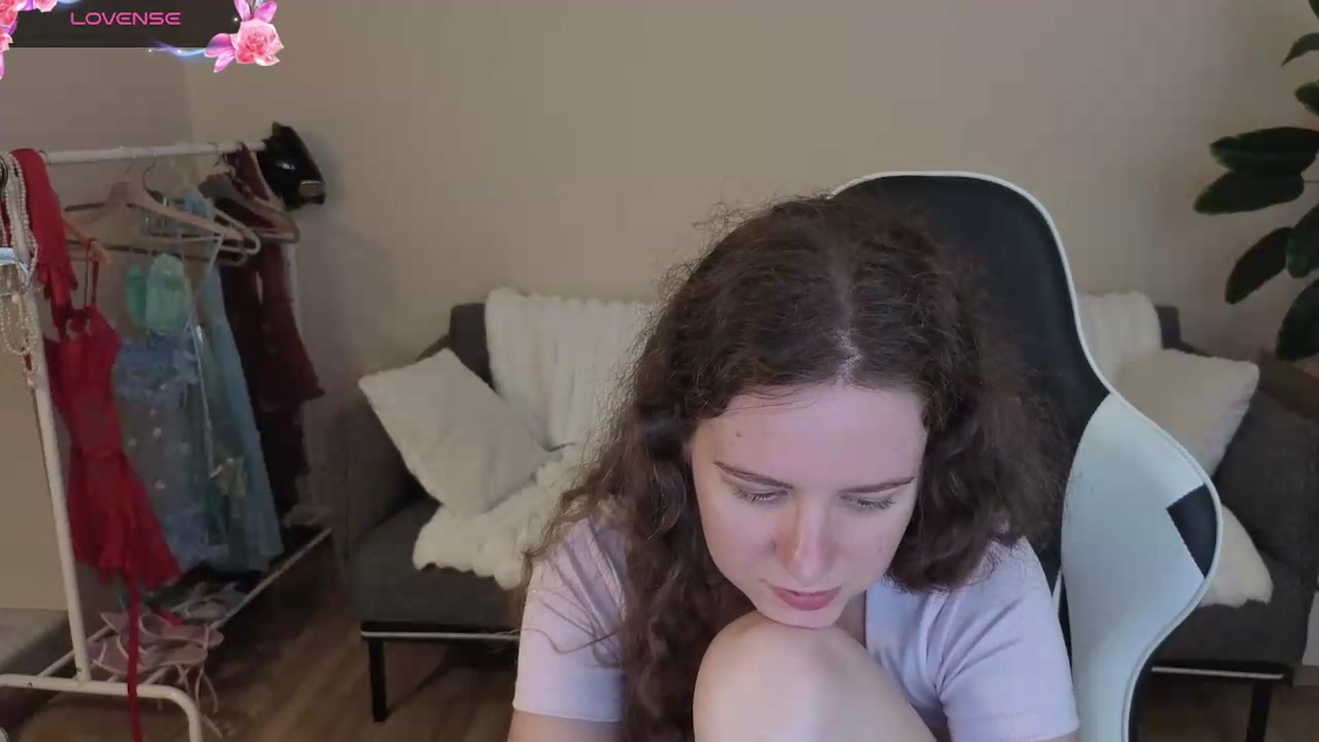 Gallery image thumbnail from BlueFlowerr's myfreecams stream on, 08/18/2026, 20:59 image 6 of 20