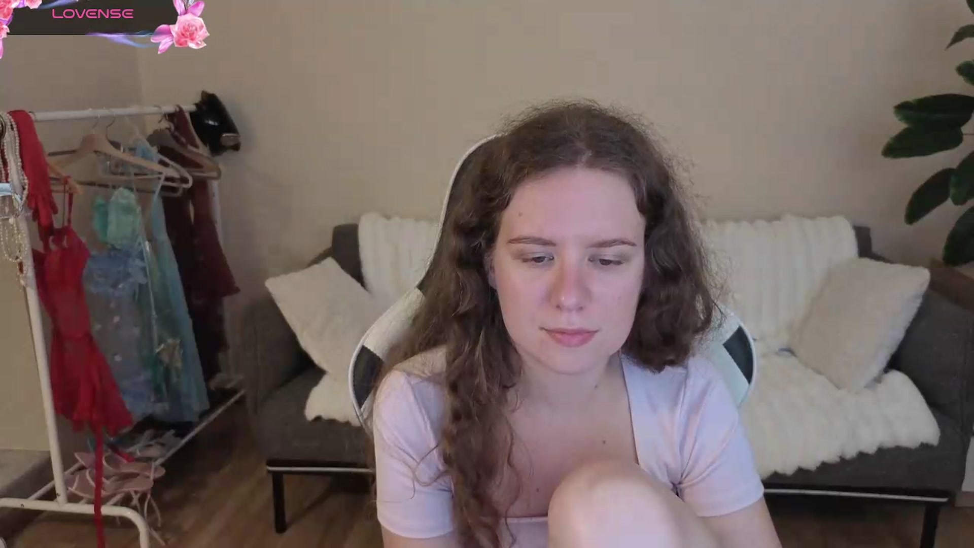 Gallery image thumbnail from BlueFlowerr's myfreecams stream on, 08/18/2026, 20:59 image 13 of 20