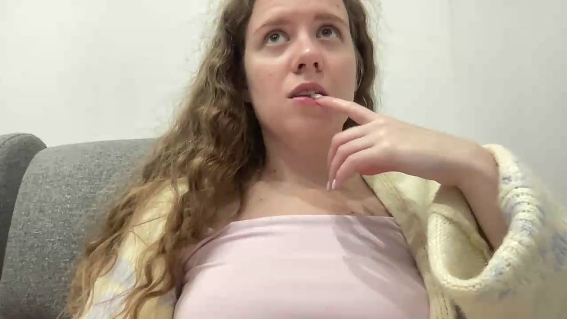 Gallery image thumbnail from BlueFlowerr's myfreecams stream on, 08/18/2026, 22:14 image 14 of 20