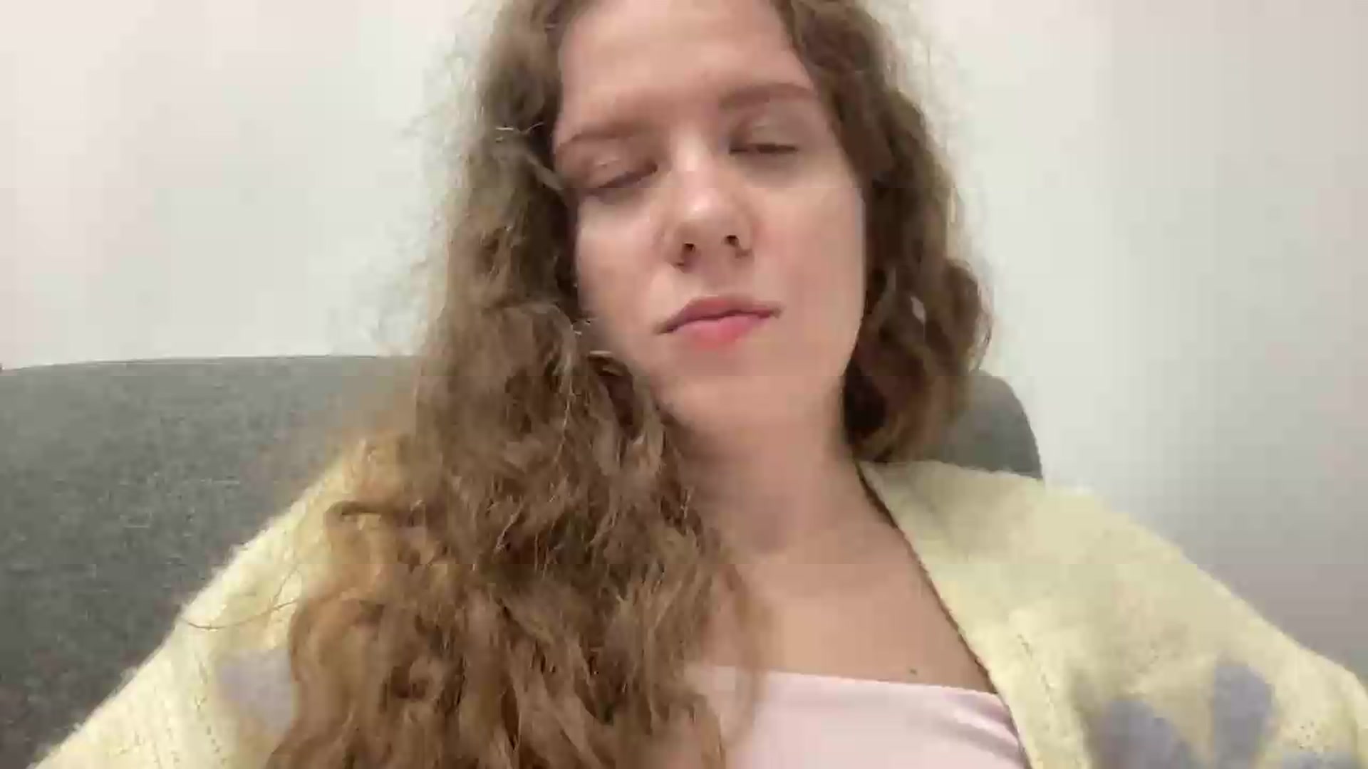 Gallery image thumbnail from BlueFlowerr's myfreecams stream on, 08/18/2026, 23:26 image 2 of 20