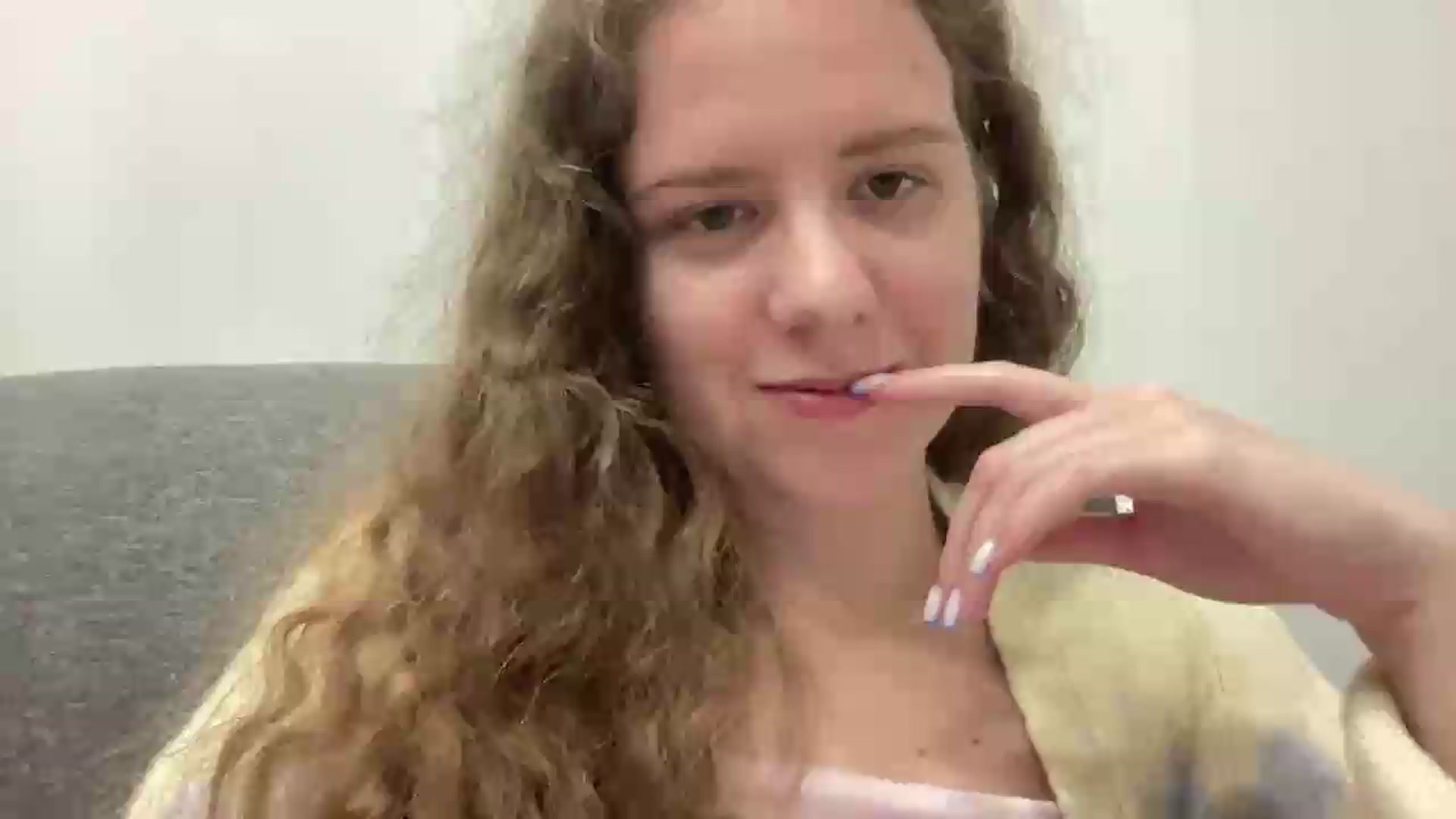 Gallery image thumbnail from BlueFlowerr's myfreecams stream on, 08/18/2026, 23:26 image 1 of 20