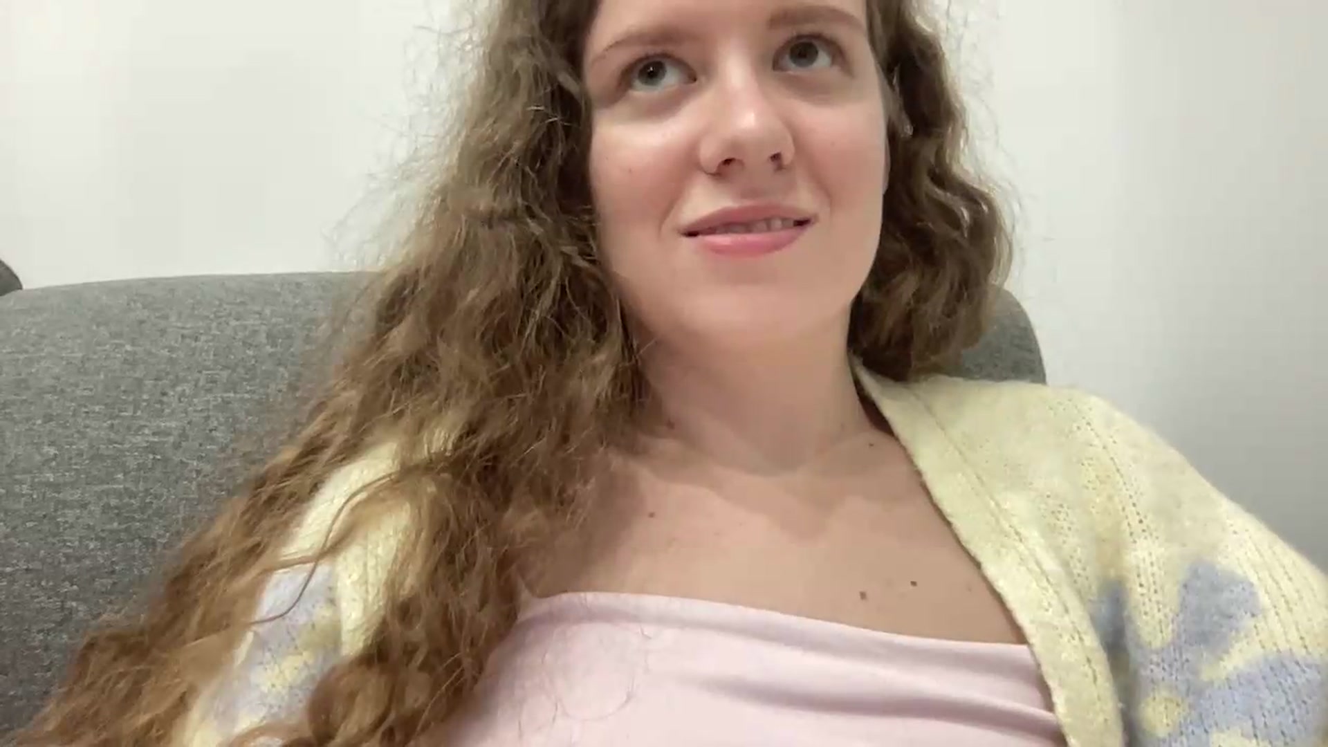 Gallery image thumbnail from BlueFlowerr's myfreecams stream on, 08/18/2026, 23:26 image 5 of 20