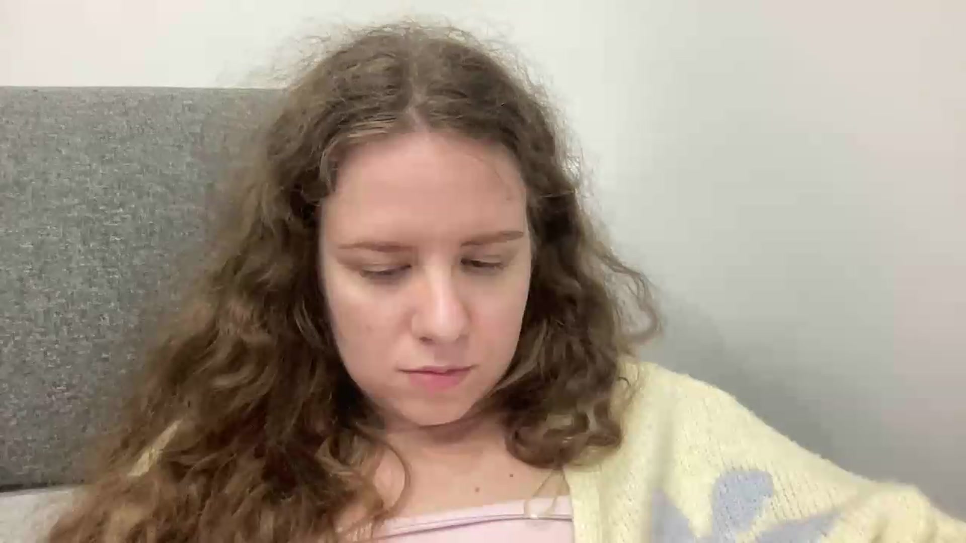 Gallery image thumbnail from BlueFlowerr's myfreecams stream on, 08/19/2026, 24:15 image 5 of 20