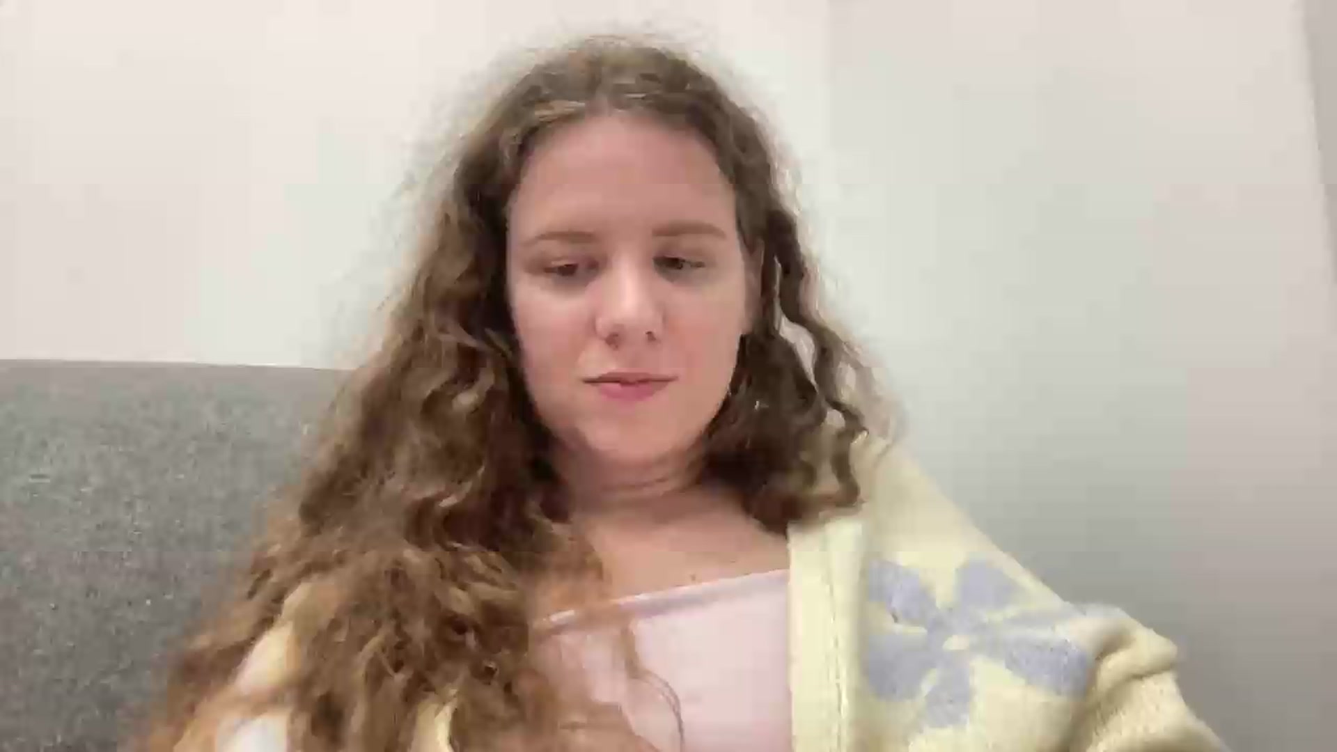 Gallery image thumbnail from BlueFlowerr's myfreecams stream on, 08/19/2026, 24:15 image 1 of 20