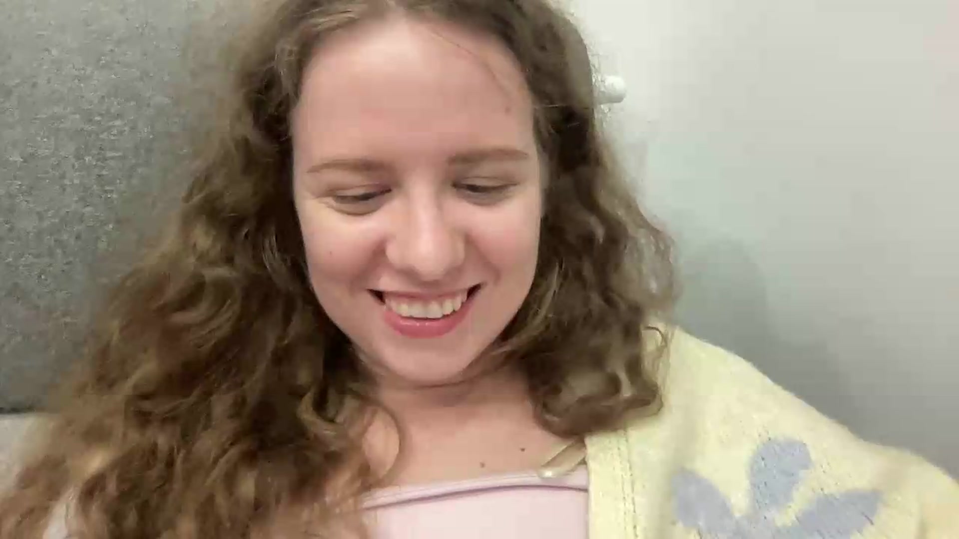 Gallery image thumbnail from BlueFlowerr's myfreecams stream on, 08/19/2026, 24:15 image 6 of 20