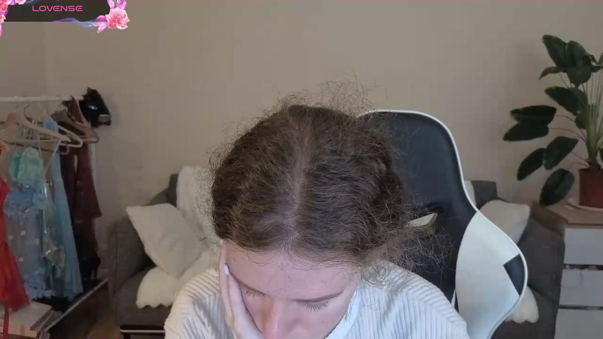 Gallery image thumbnail from BlueFlowerr's myfreecams stream on, 08/20/2026, 19:55 image 4 of 20