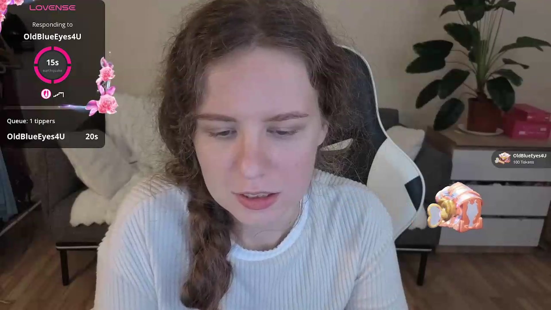 Gallery image thumbnail from BlueFlowerr's myfreecams stream on, 08/20/2026, 23:44 image 2 of 20