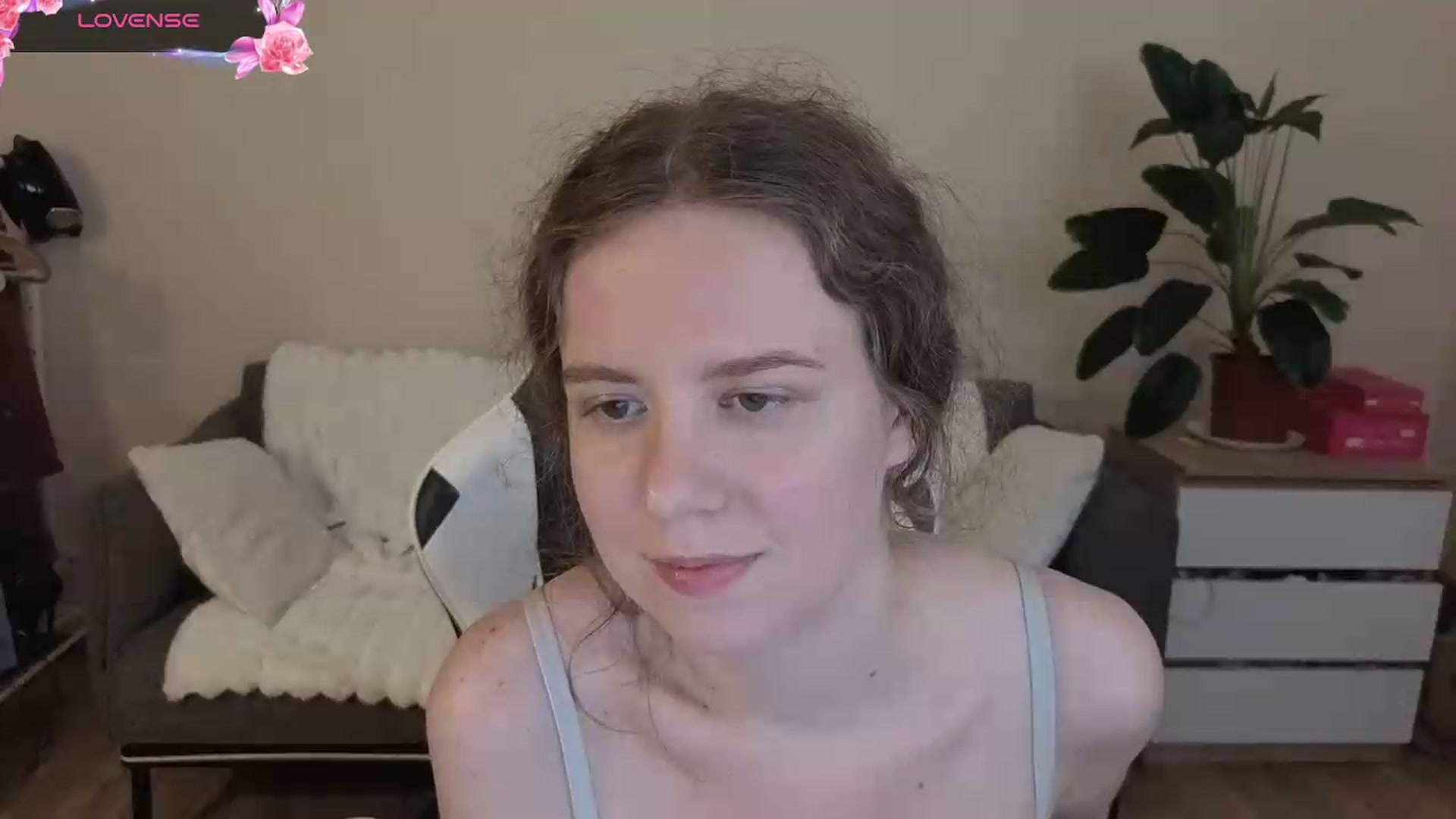Gallery image thumbnail from BlueFlowerr's myfreecams stream on, 08/21/2026, 24:53 image 20 of 20