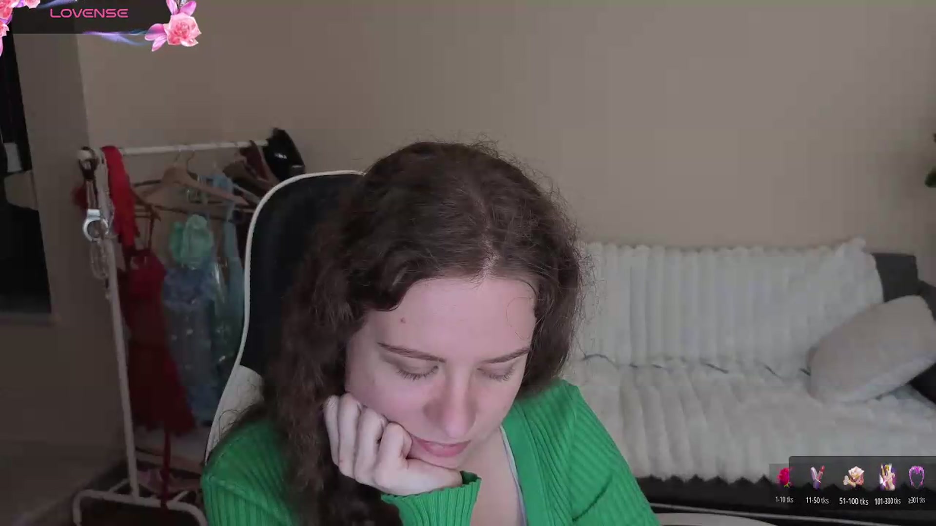 Gallery image thumbnail from BlueFlowerr's myfreecams stream on, 08/22/2026, 19:28 image 10 of 20