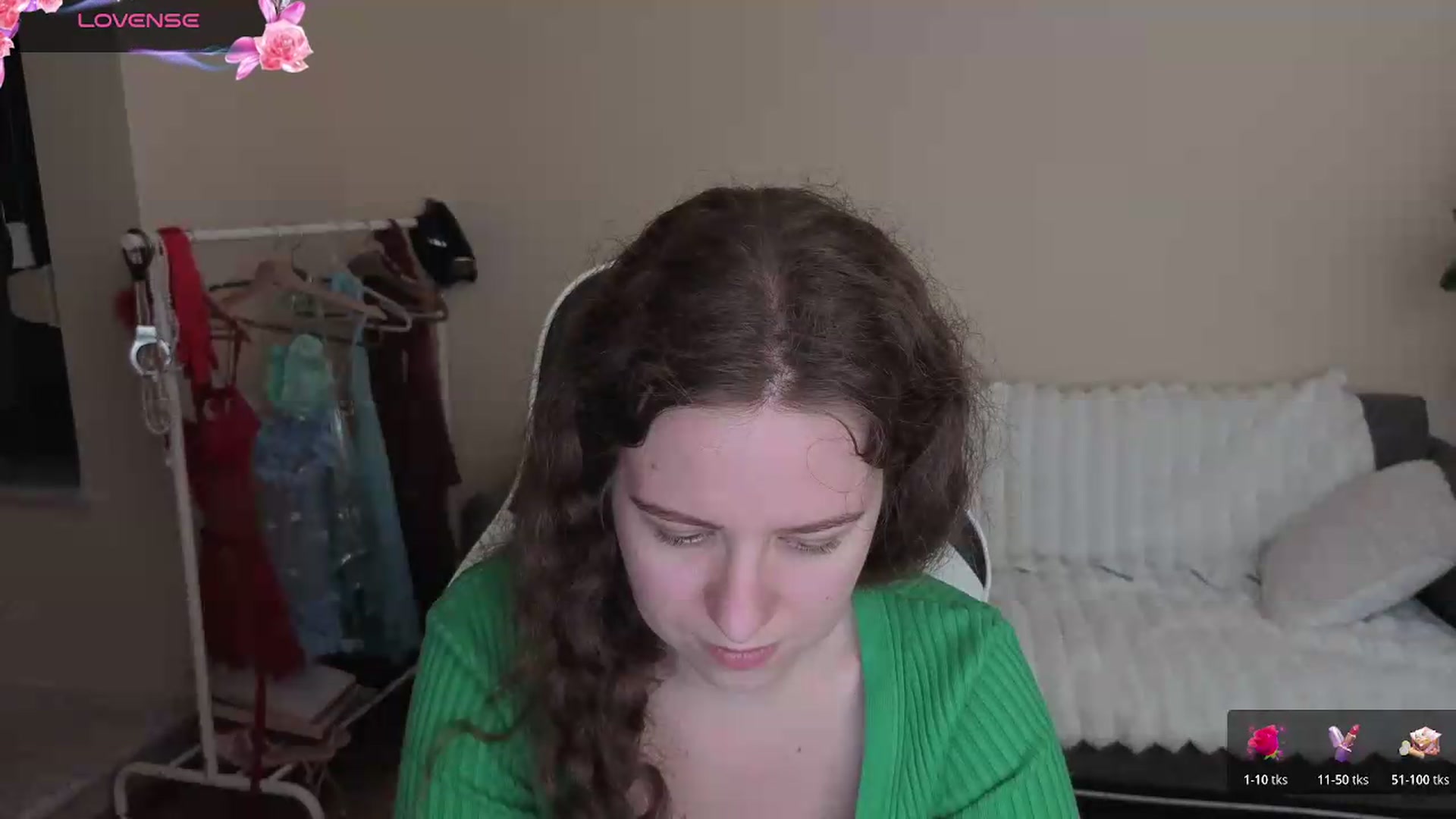 Gallery image thumbnail from BlueFlowerr's myfreecams stream on, 08/22/2026, 19:28 image 8 of 20