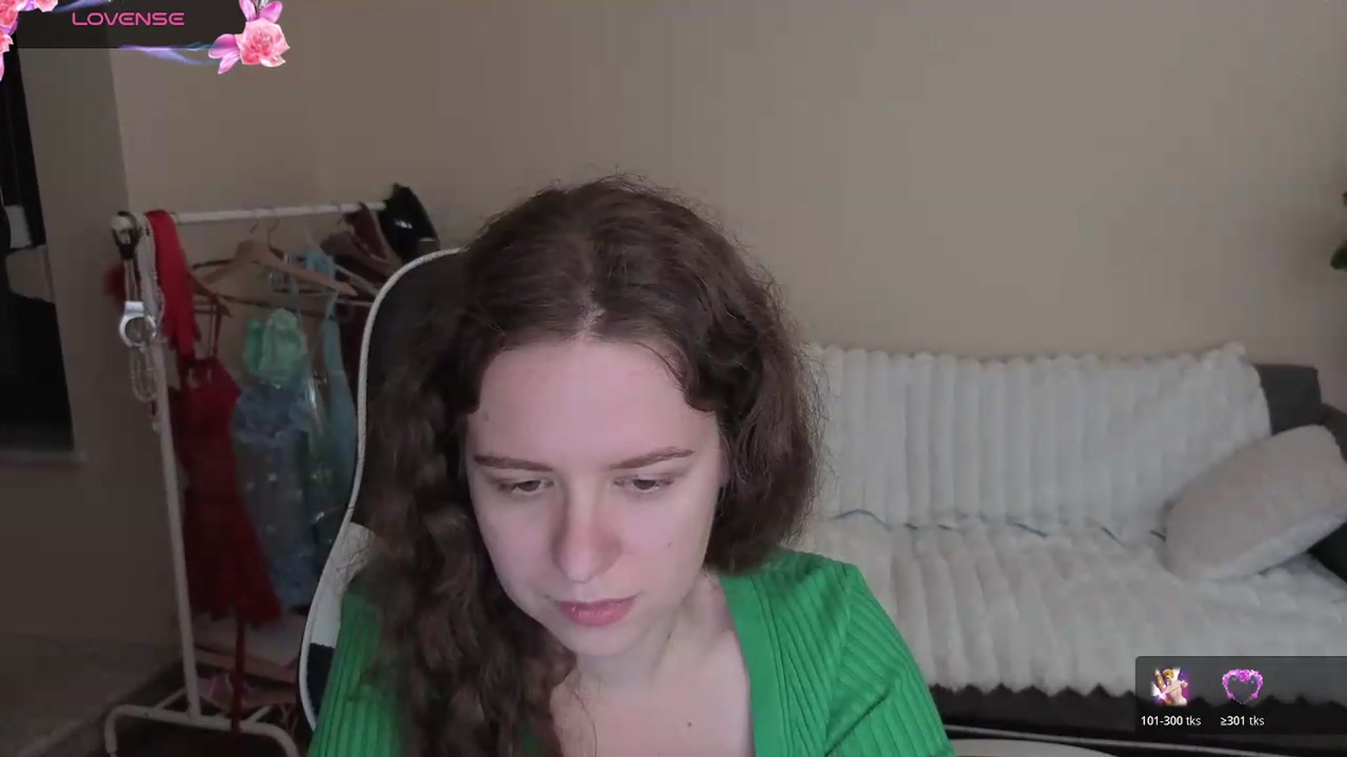 Gallery image thumbnail from BlueFlowerr's myfreecams stream on, 08/22/2026, 19:28 image 16 of 20