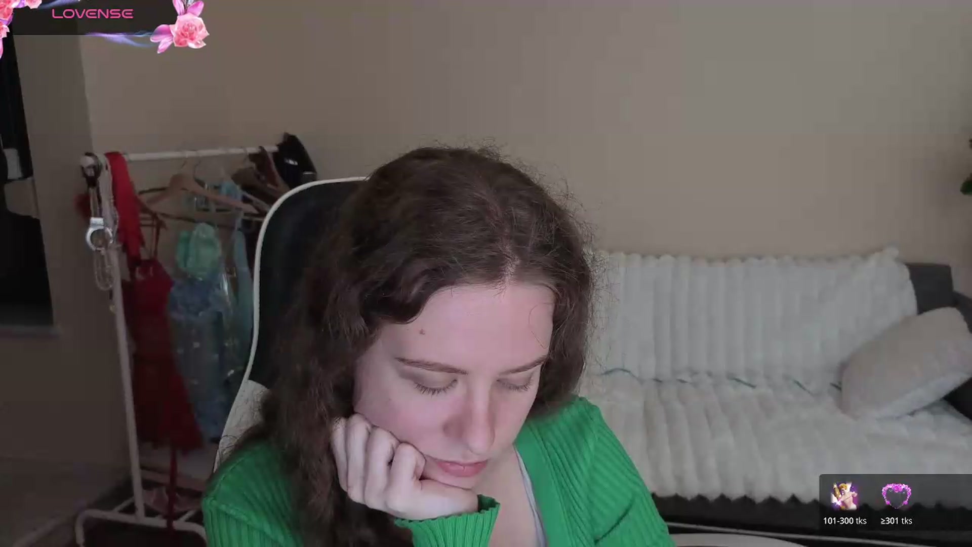 Gallery image thumbnail from BlueFlowerr's myfreecams stream on, 08/22/2026, 19:28 image 11 of 20