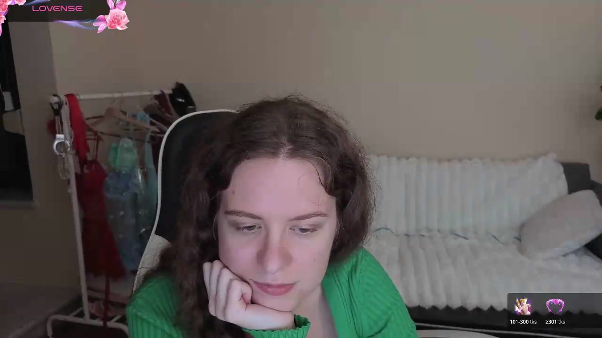 Gallery image thumbnail from BlueFlowerr's myfreecams stream on, 08/22/2026, 19:28 image 12 of 20