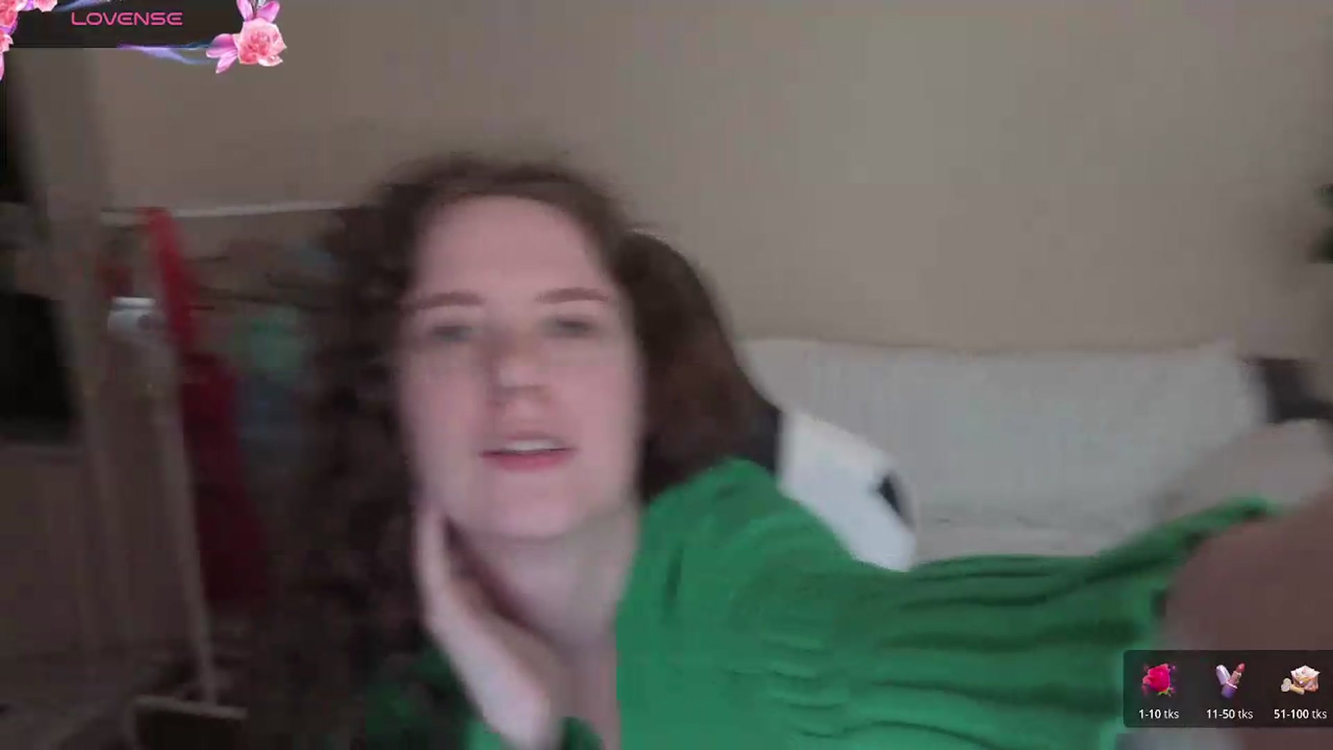 Gallery image thumbnail from BlueFlowerr's myfreecams stream on, 08/22/2026, 19:28 image 4 of 20