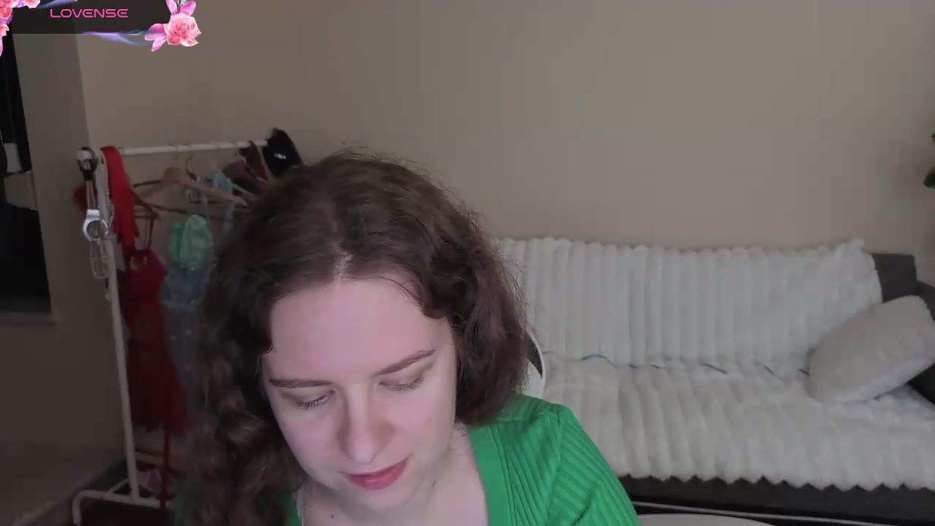 Gallery image thumbnail from BlueFlowerr's myfreecams stream on, 08/22/2026, 19:28 image 18 of 20