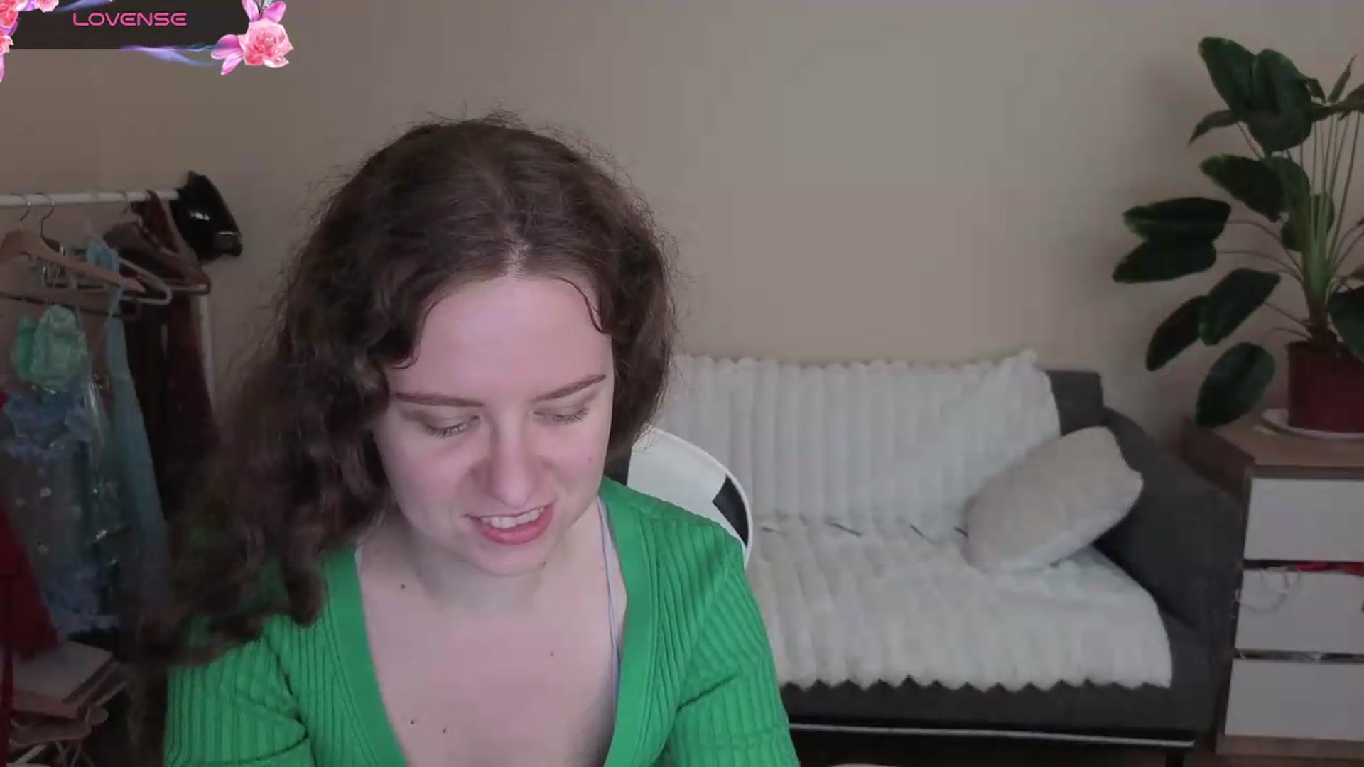 Gallery image thumbnail from BlueFlowerr's myfreecams stream on, 08/22/2026, 19:28 image 2 of 20