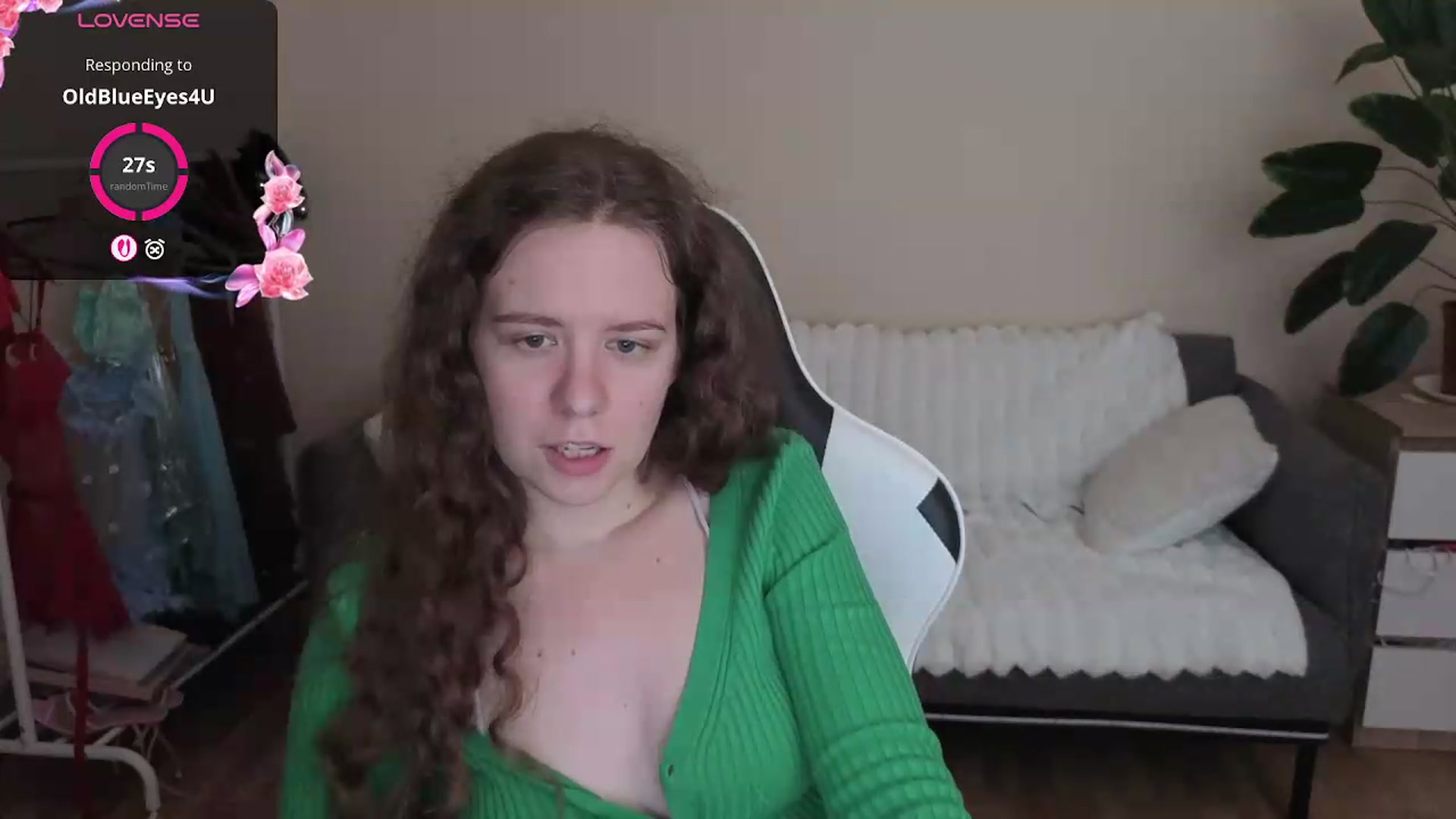 Gallery image thumbnail from BlueFlowerr's myfreecams stream on, 08/22/2026, 20:32 image 10 of 20