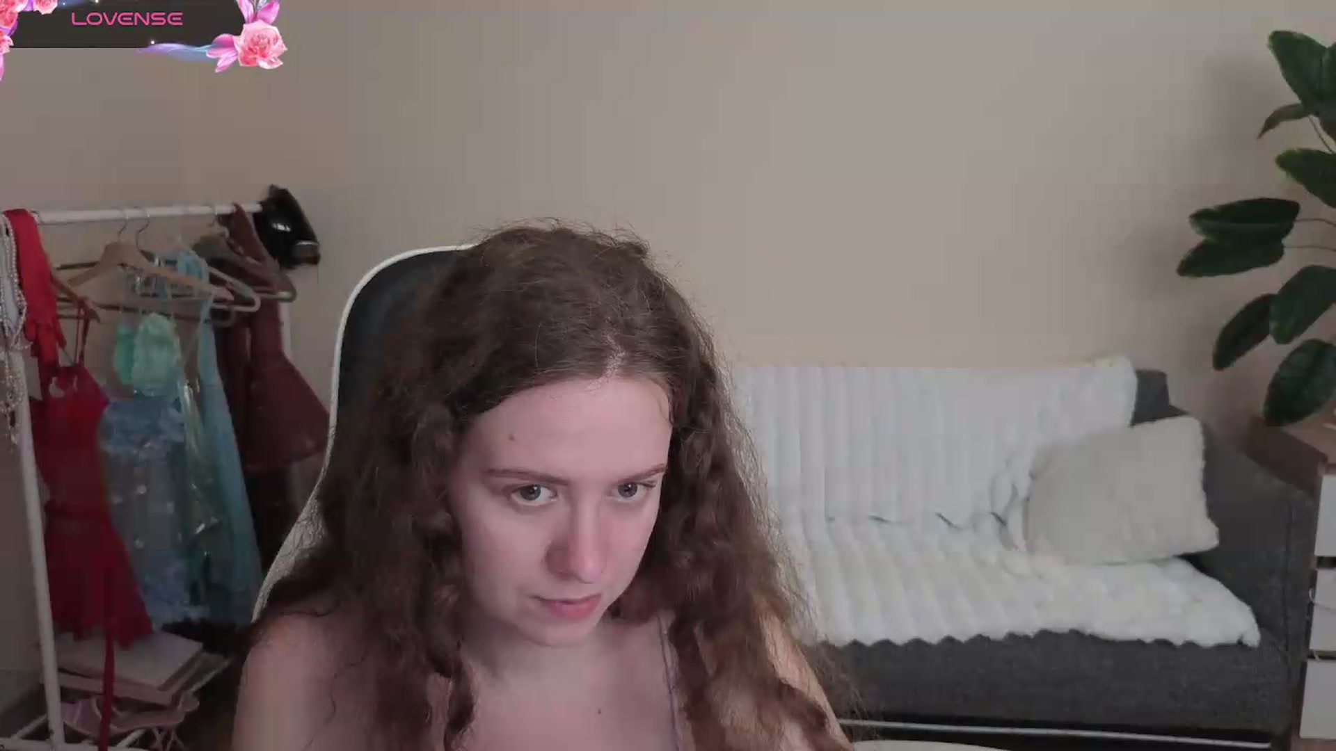 Gallery image thumbnail from BlueFlowerr's myfreecams stream on, 08/22/2026, 23:38 image 20 of 20