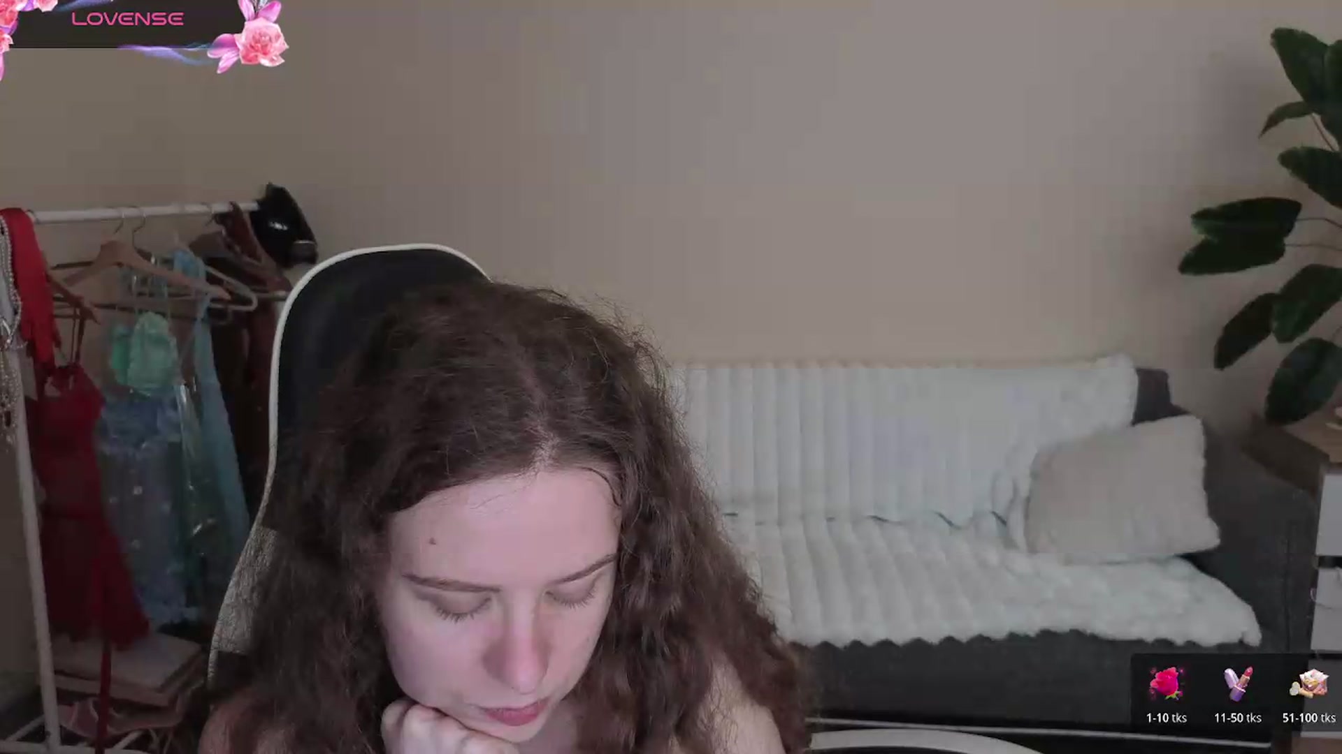Gallery image thumbnail from BlueFlowerr's myfreecams stream on, 08/23/2026, 24:41 image 4 of 20
