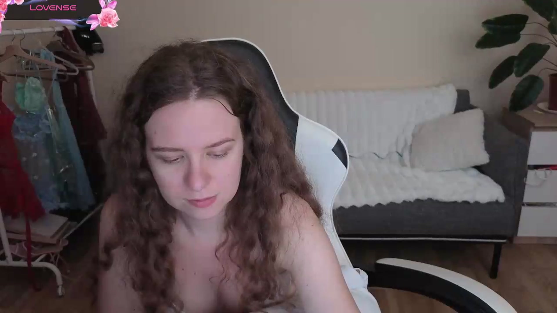 Gallery image thumbnail from BlueFlowerr's myfreecams stream on, 08/23/2026, 24:41 image 8 of 20