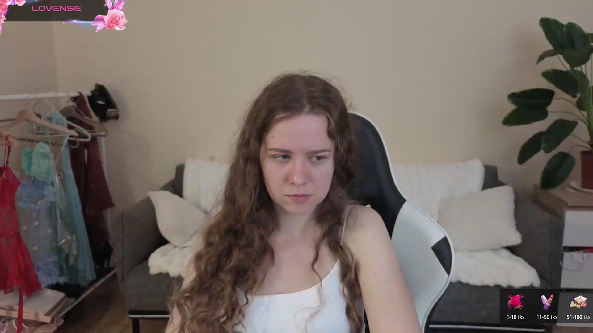 Gallery image thumbnail from BlueFlowerr's myfreecams stream on, 08/23/2026, 15:40 image 10 of 20