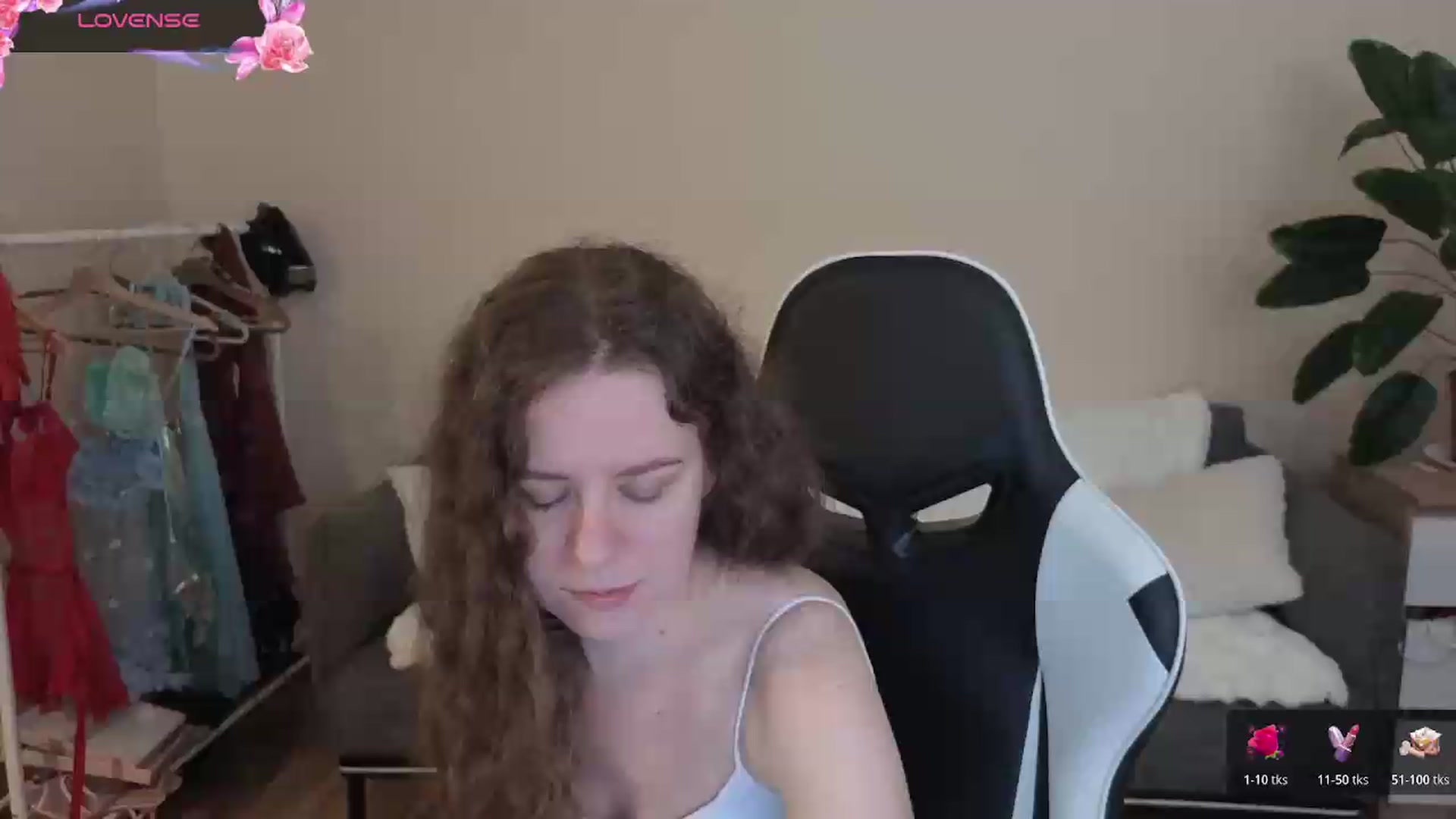 Gallery image thumbnail from BlueFlowerr's myfreecams stream on, 08/23/2026, 16:53 image 1 of 20
