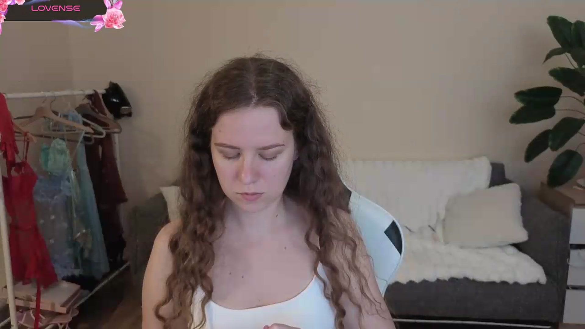 Gallery image thumbnail from BlueFlowerr's myfreecams stream on, 08/23/2026, 17:42 image 6 of 20