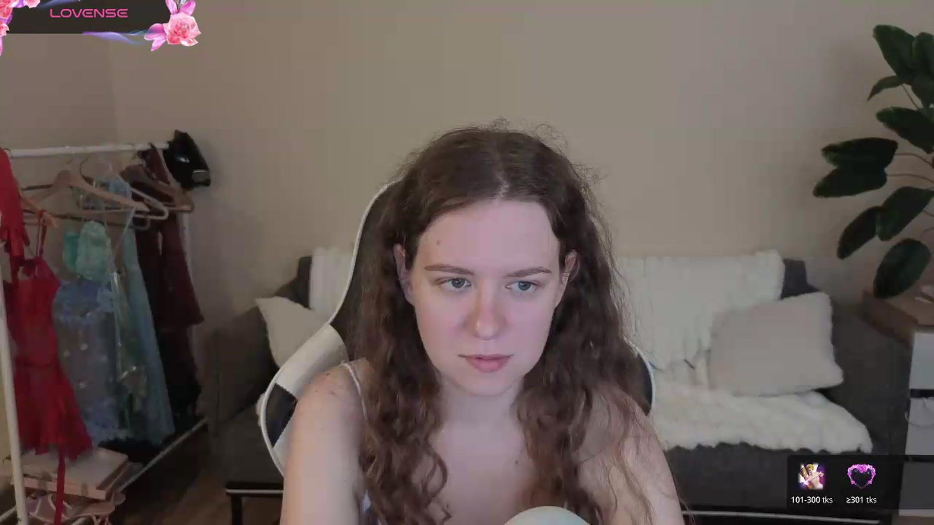 Gallery image thumbnail from BlueFlowerr's myfreecams stream on, 08/23/2026, 17:42 image 12 of 20