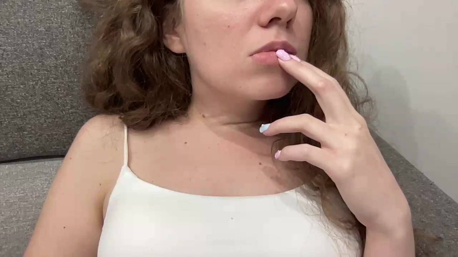 Gallery image thumbnail from BlueFlowerr's myfreecams stream on, 08/24/2026, 24:01 image 16 of 20