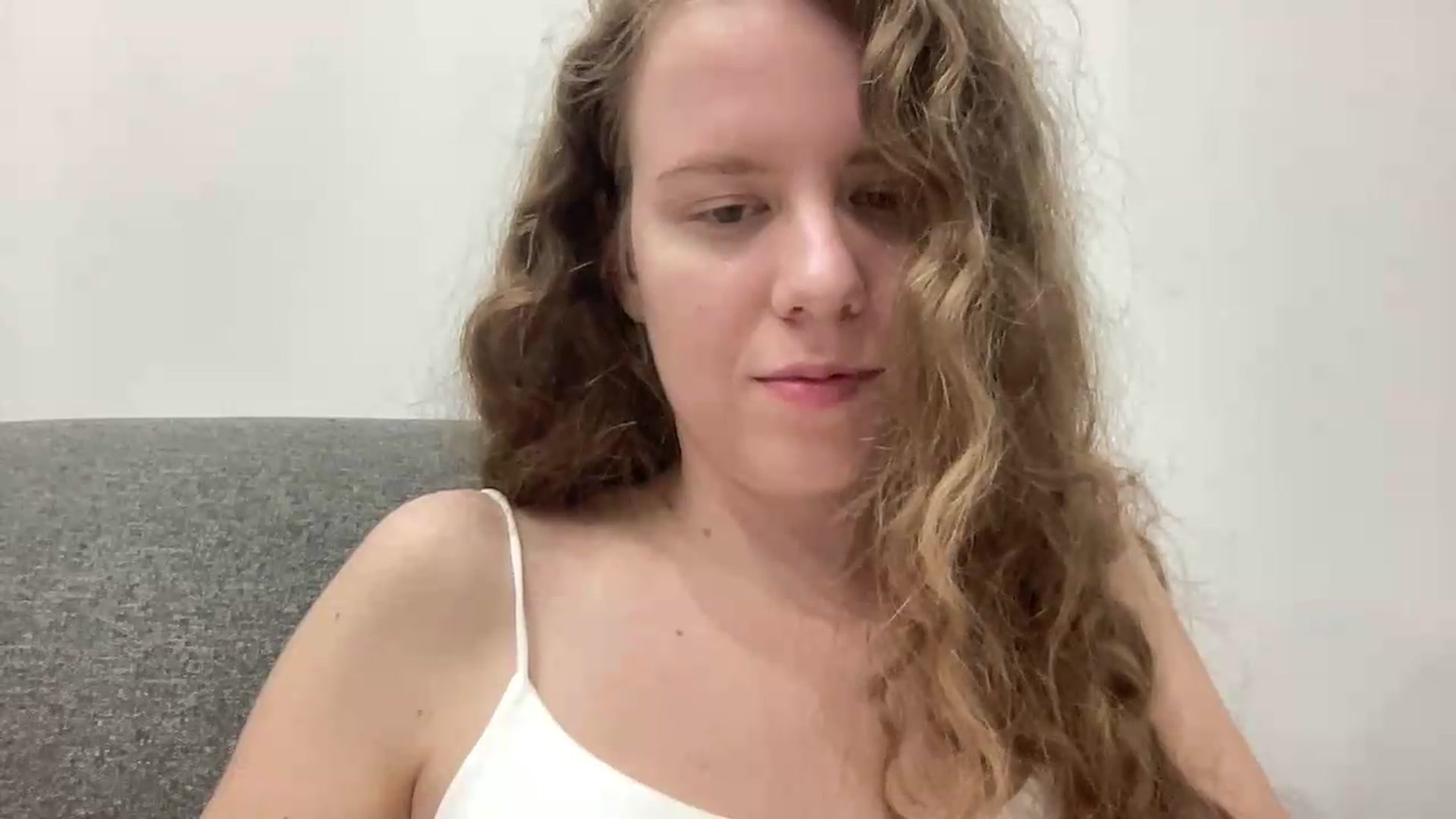 Gallery image thumbnail from BlueFlowerr's myfreecams stream on, 08/24/2026, 24:01 image 15 of 20