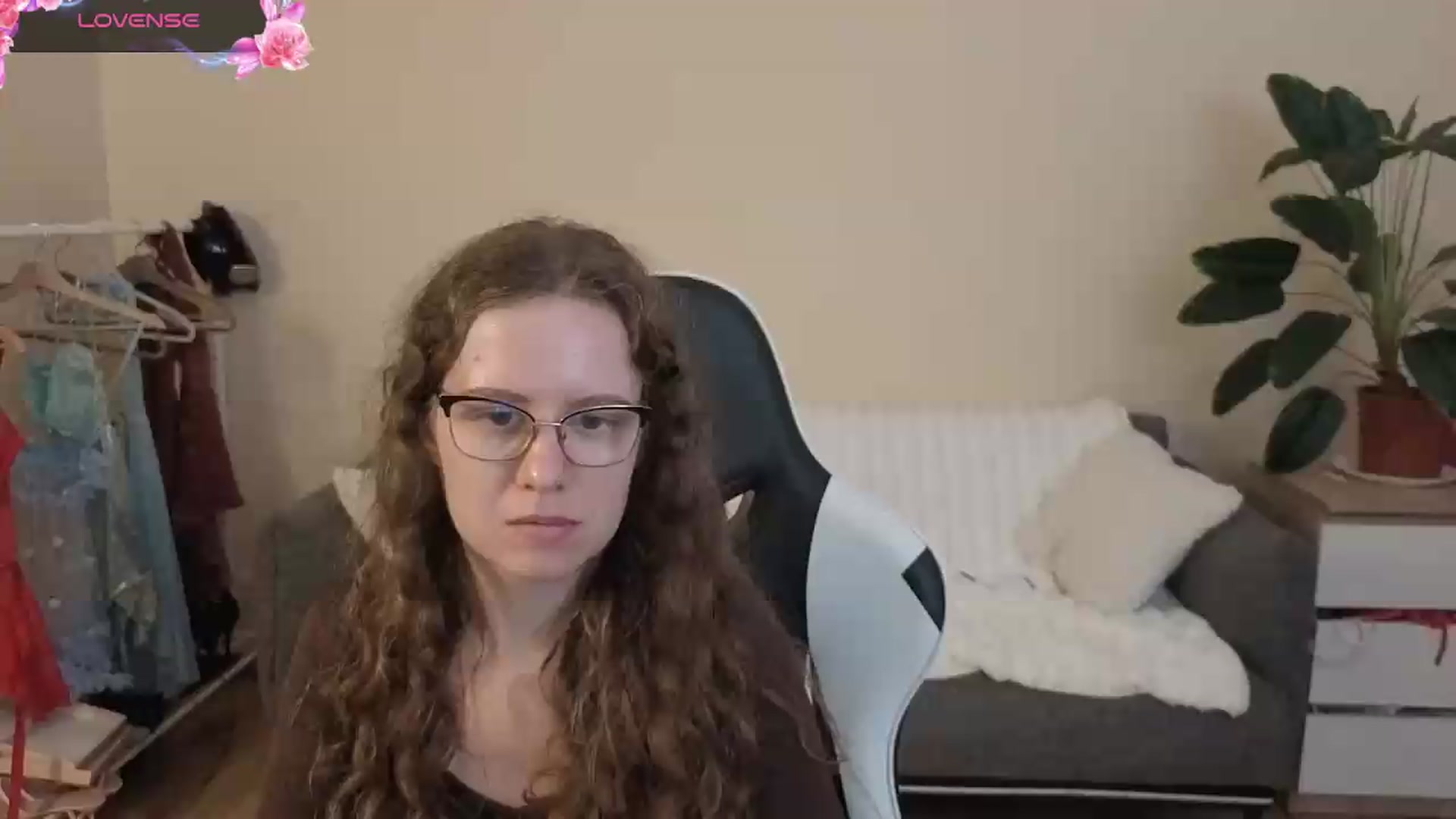 Gallery image thumbnail from BlueFlowerr's myfreecams stream on, 08/24/2026, 19:17 image 1 of 20