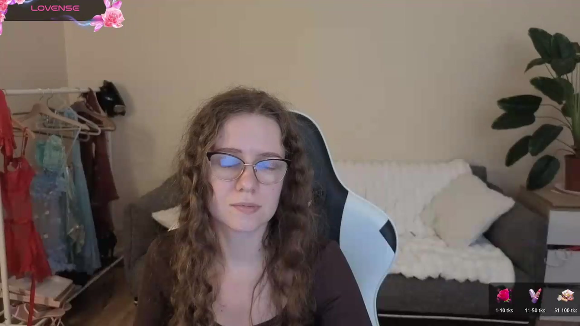 Gallery image thumbnail from BlueFlowerr's myfreecams stream on, 08/24/2026, 20:32 image 2 of 20