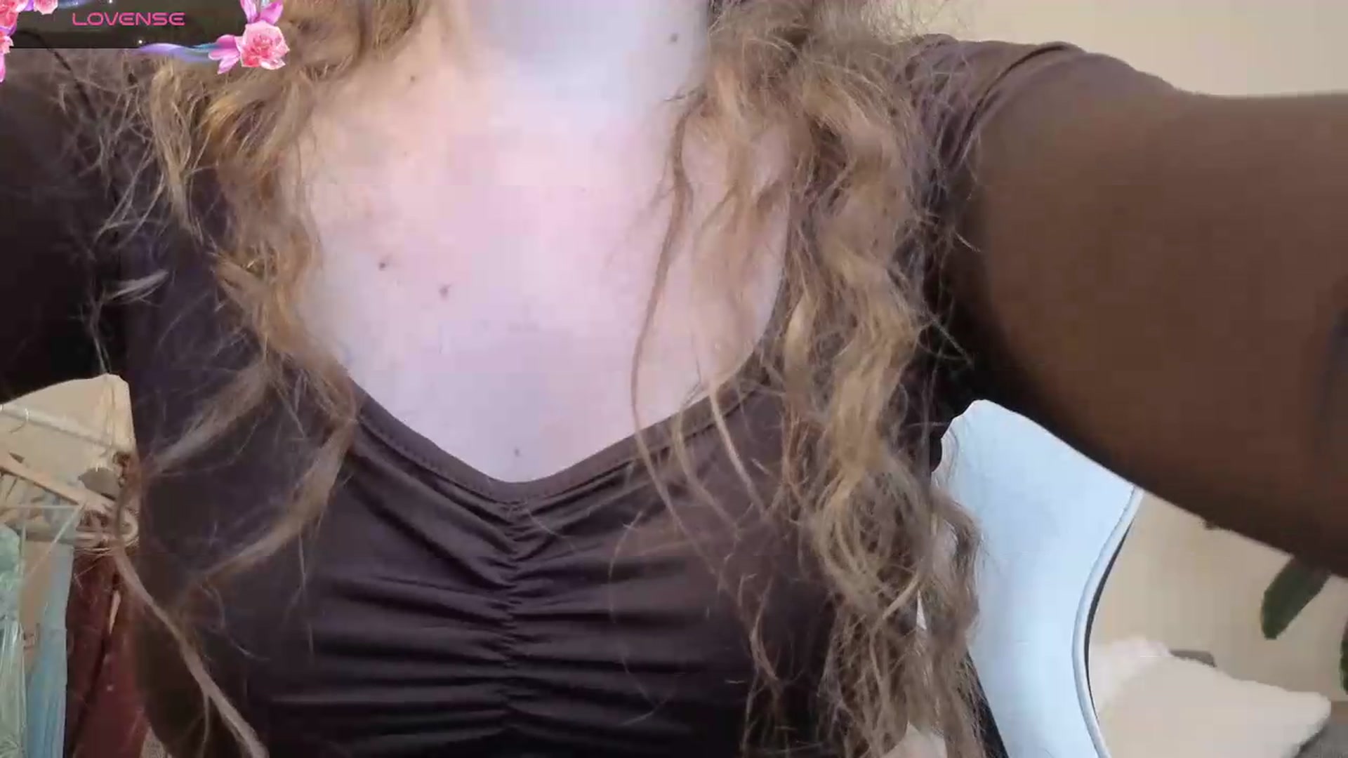 Gallery image thumbnail from BlueFlowerr's myfreecams stream on, 08/24/2026, 22:43 image 8 of 20