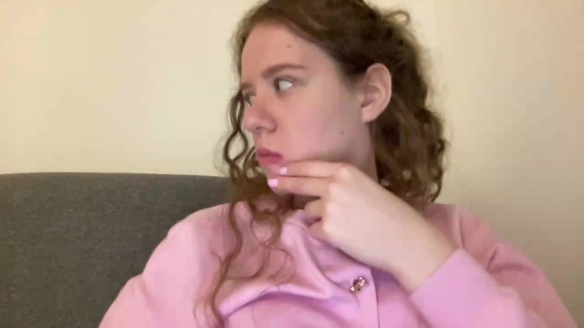 Gallery image thumbnail from BlueFlowerr's myfreecams stream on, 08/25/2026, 19:22 image 17 of 20