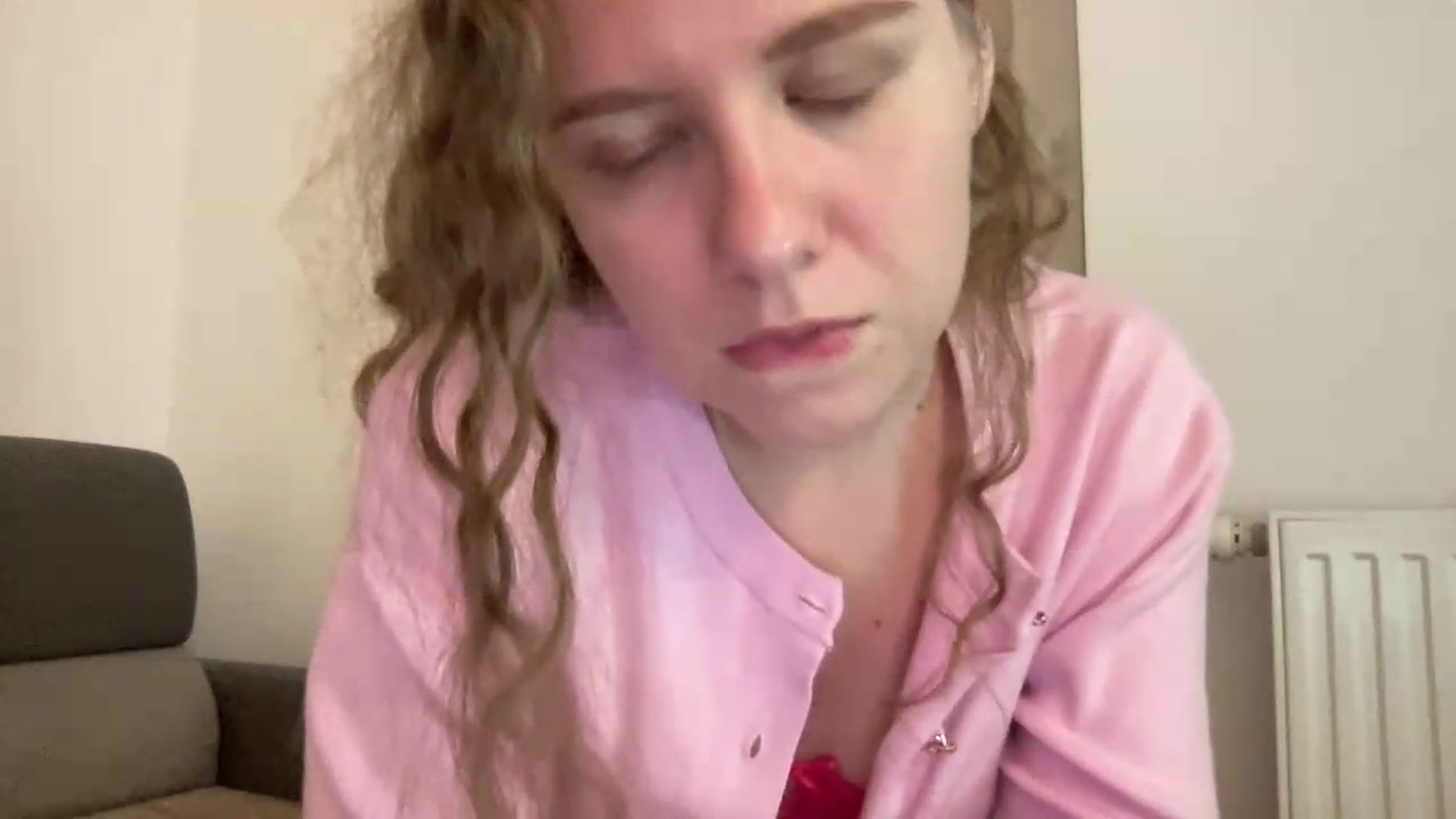 Gallery image thumbnail from BlueFlowerr's myfreecams stream on, 08/25/2026, 20:25 image 5 of 20
