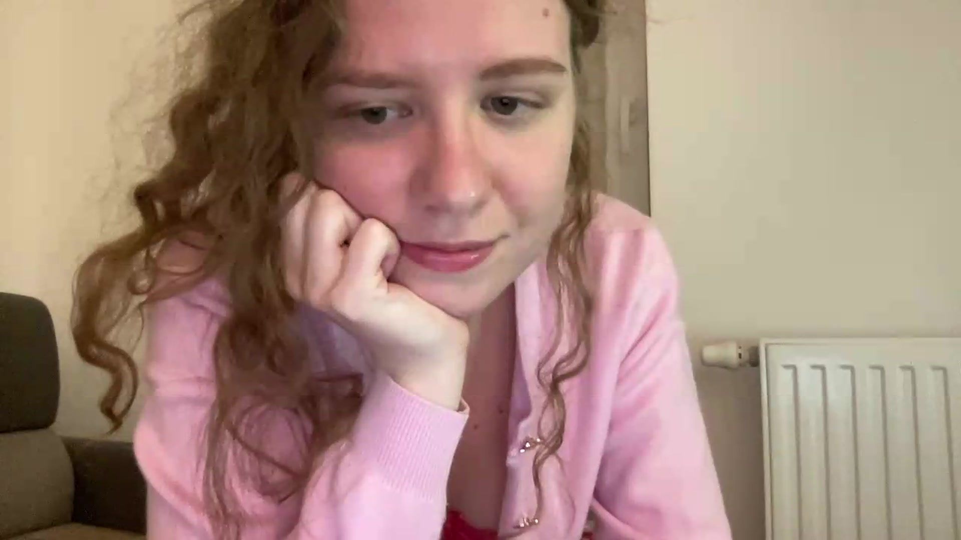 Gallery image thumbnail from BlueFlowerr's myfreecams stream on, 08/25/2026, 20:25 image 19 of 20