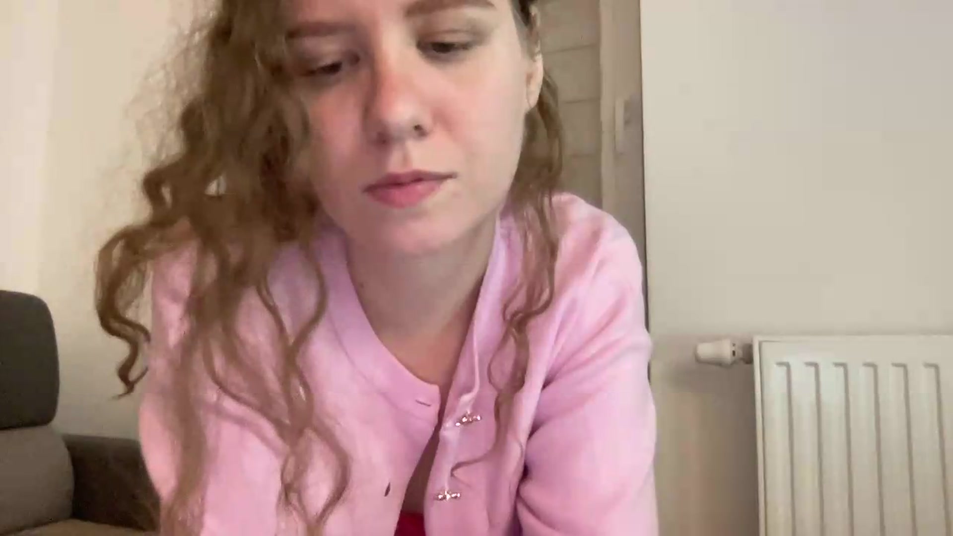 Gallery image thumbnail from BlueFlowerr's myfreecams stream on, 08/25/2026, 20:25 image 18 of 20