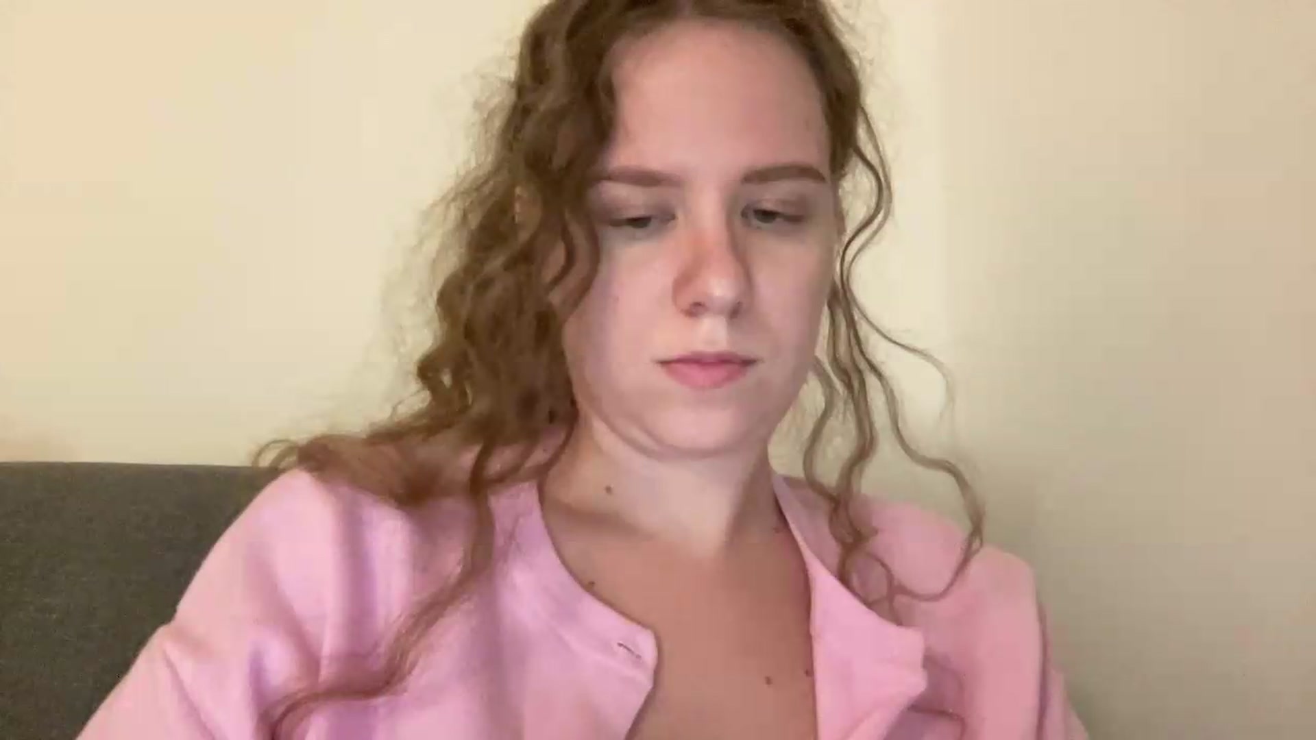 Gallery image thumbnail from BlueFlowerr's myfreecams stream on, 08/25/2026, 21:00 image 19 of 20