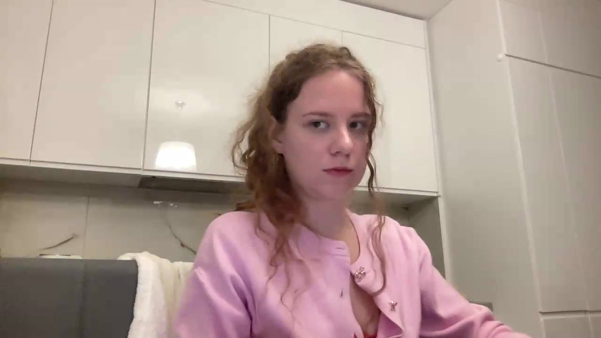 Gallery image thumbnail from BlueFlowerr's myfreecams stream on, 08/25/2026, 23:25 image 5 of 20