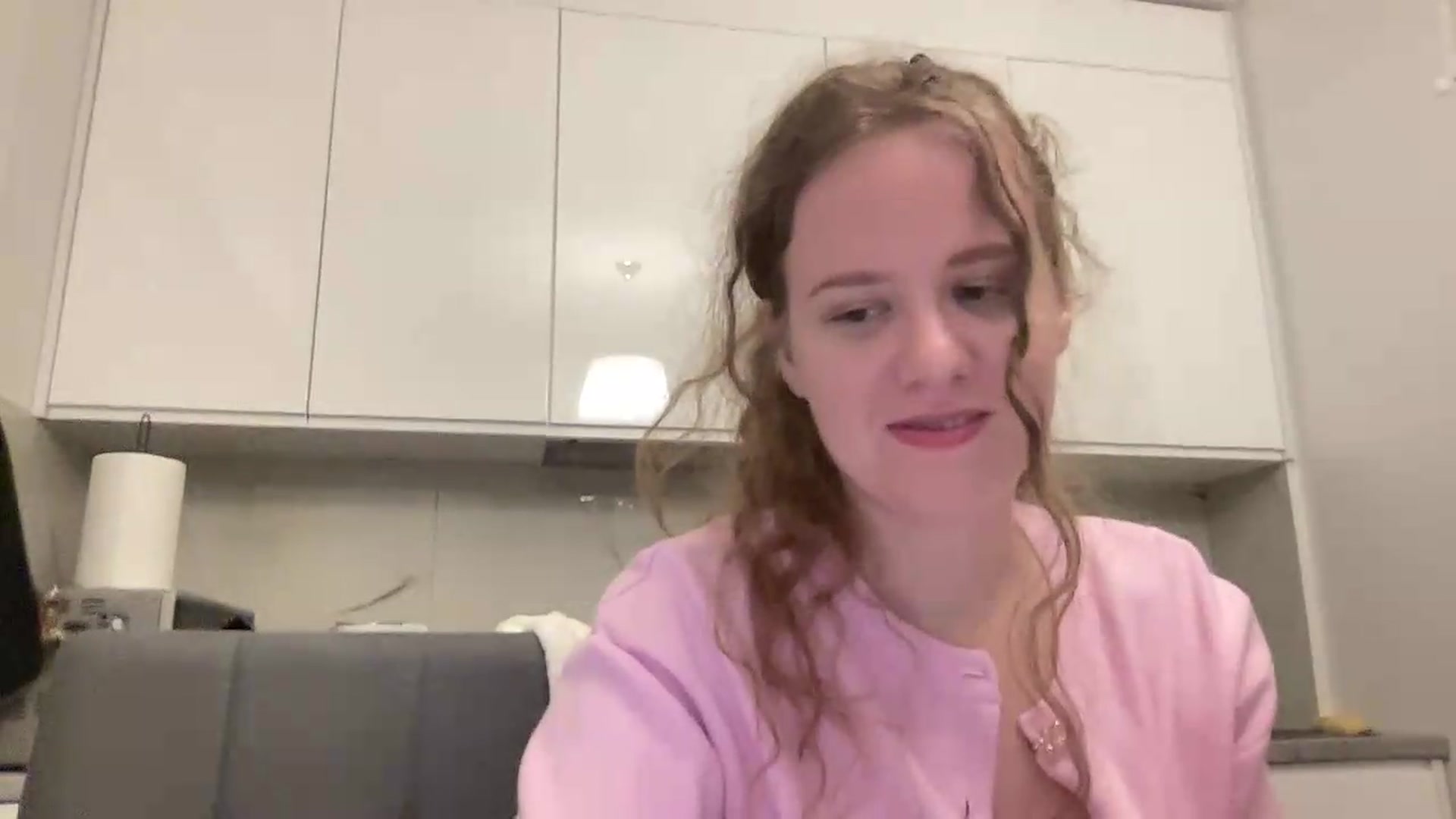 Gallery image thumbnail from BlueFlowerr's myfreecams stream on, 08/25/2026, 23:25 image 11 of 20
