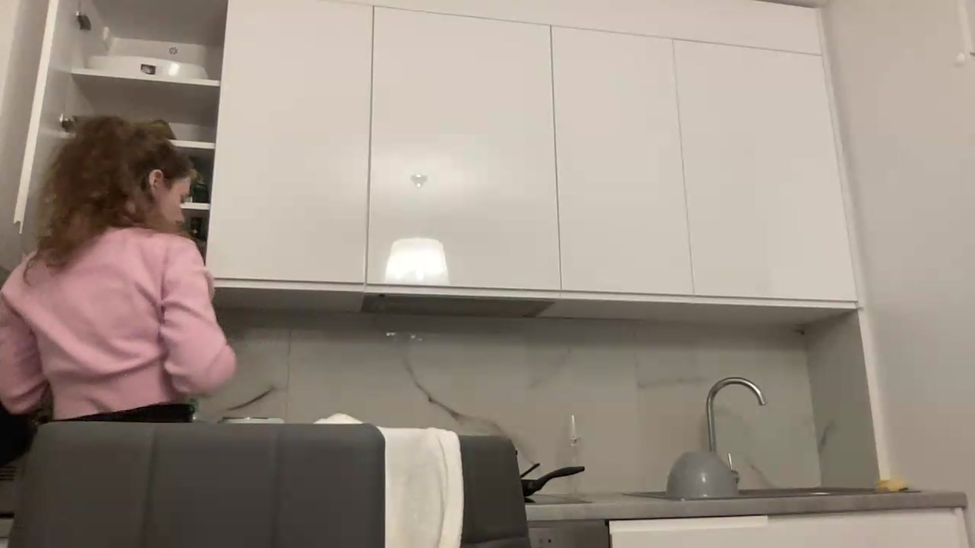 Gallery image thumbnail from BlueFlowerr's myfreecams stream on, 08/26/2026, 24:04 image 9 of 20