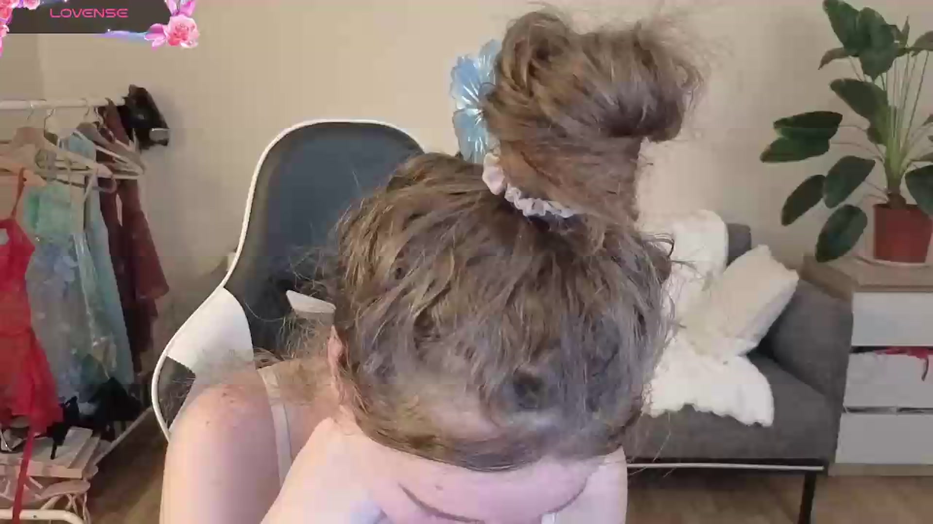 Gallery image thumbnail from BlueFlowerr's myfreecams stream on, 08/28/2026, 24:02 image 1 of 20