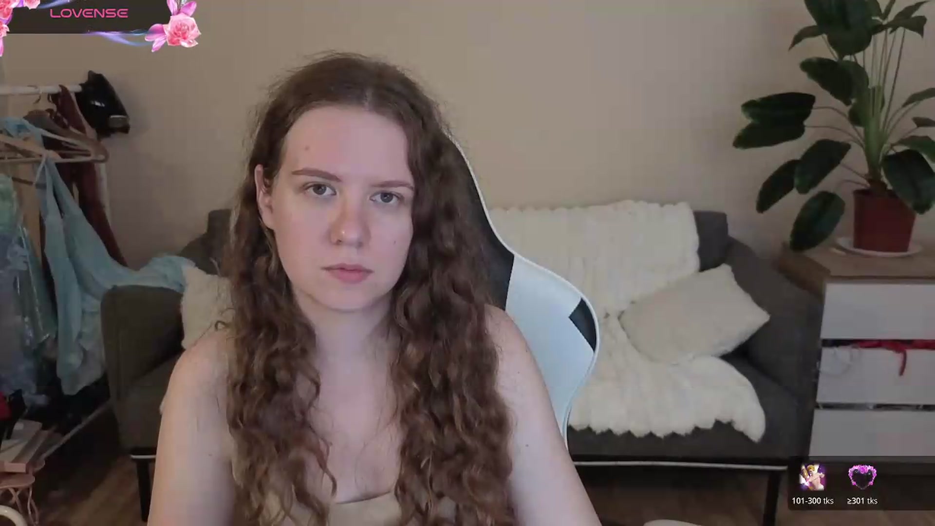 Gallery image thumbnail from BlueFlowerr's myfreecams stream on, 08/29/2026, 17:48 image 5 of 20