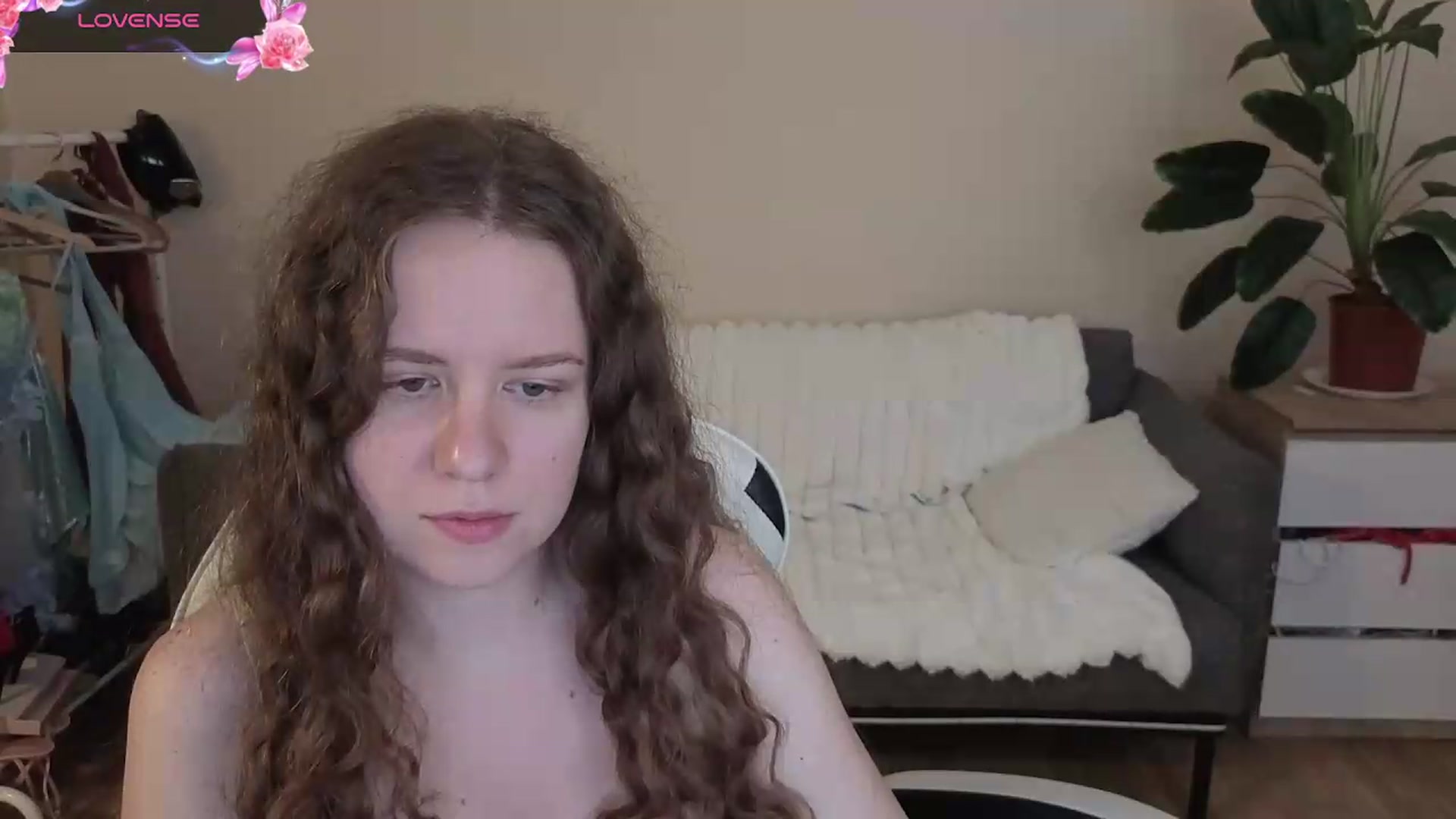 Gallery image thumbnail from BlueFlowerr's myfreecams stream on, 08/29/2026, 17:48 image 18 of 20