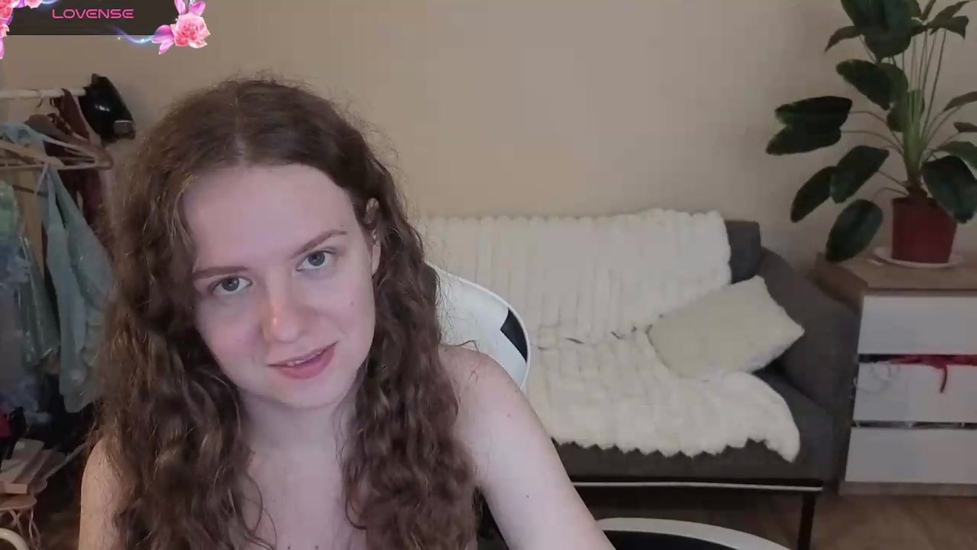 Gallery image thumbnail from BlueFlowerr's myfreecams stream on, 08/29/2026, 17:48 image 14 of 20