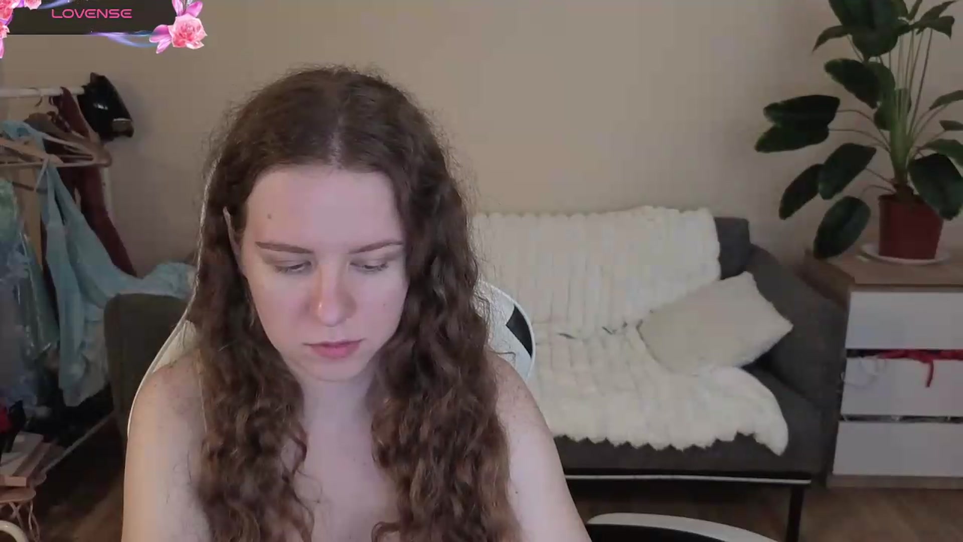 Gallery image thumbnail from BlueFlowerr's myfreecams stream on, 08/29/2026, 17:48 image 11 of 20