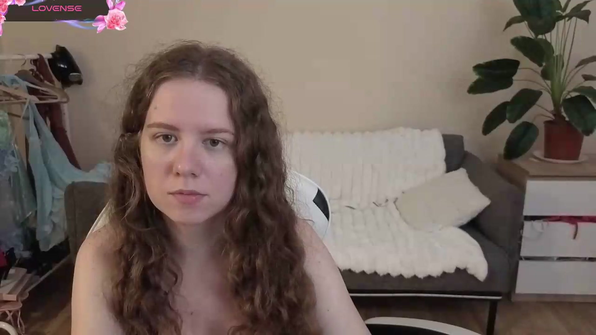 Gallery image thumbnail from BlueFlowerr's myfreecams stream on, 08/29/2026, 17:48 image 13 of 20