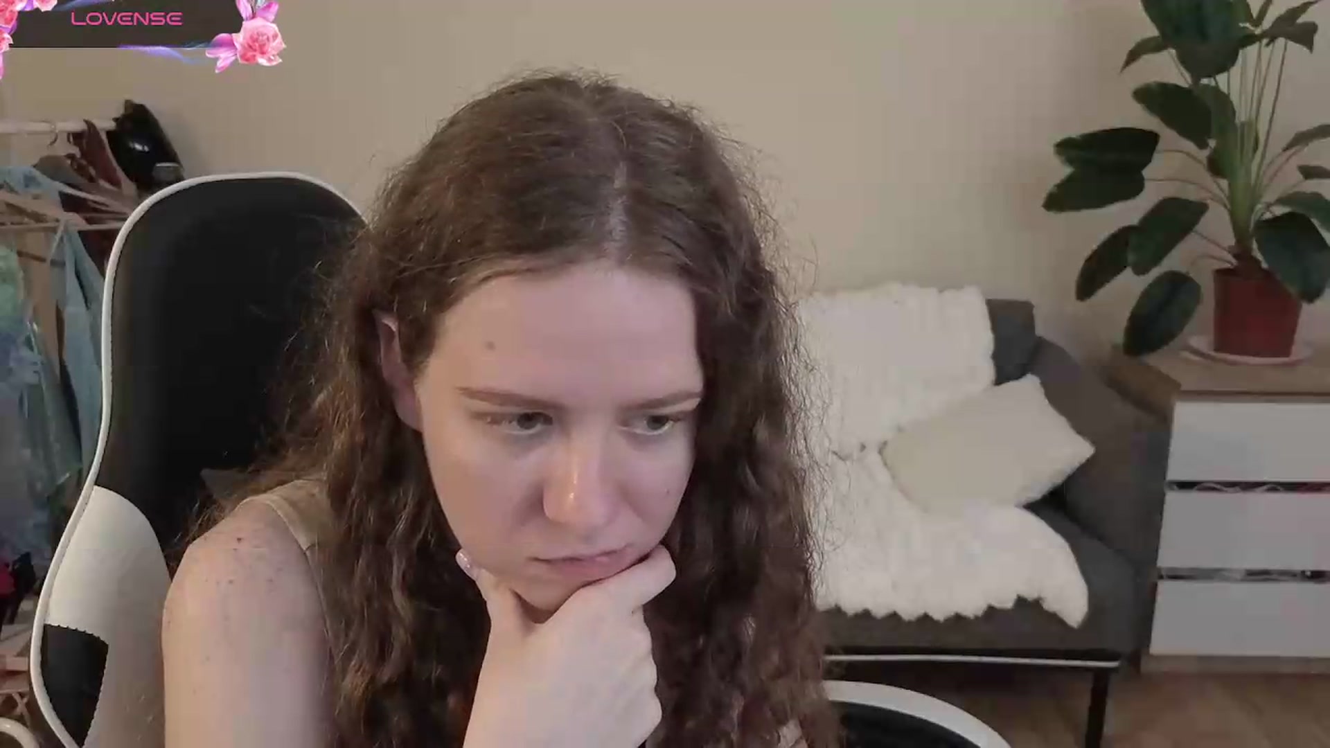 Gallery image thumbnail from BlueFlowerr's myfreecams stream on, 08/29/2026, 18:26 image 4 of 20