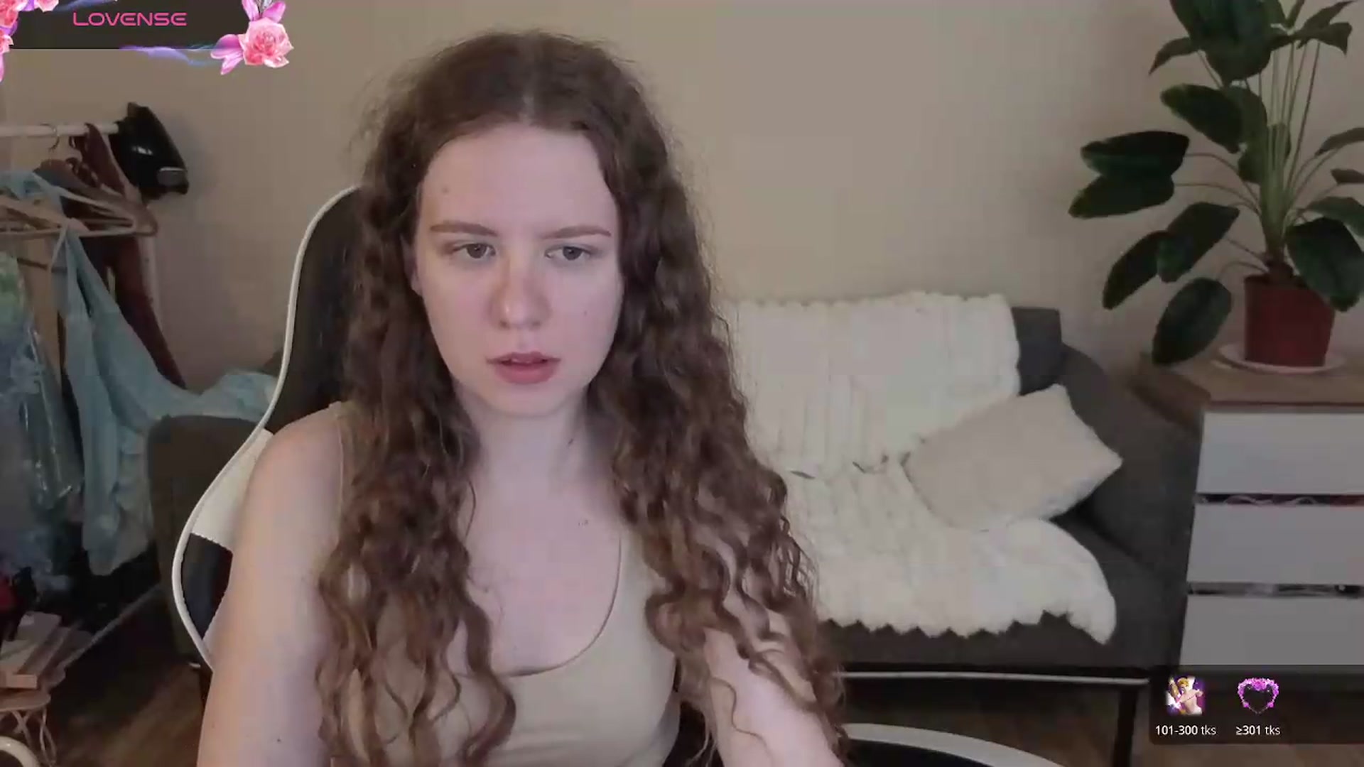 Gallery image thumbnail from BlueFlowerr's myfreecams stream on, 08/29/2026, 18:26 image 16 of 20