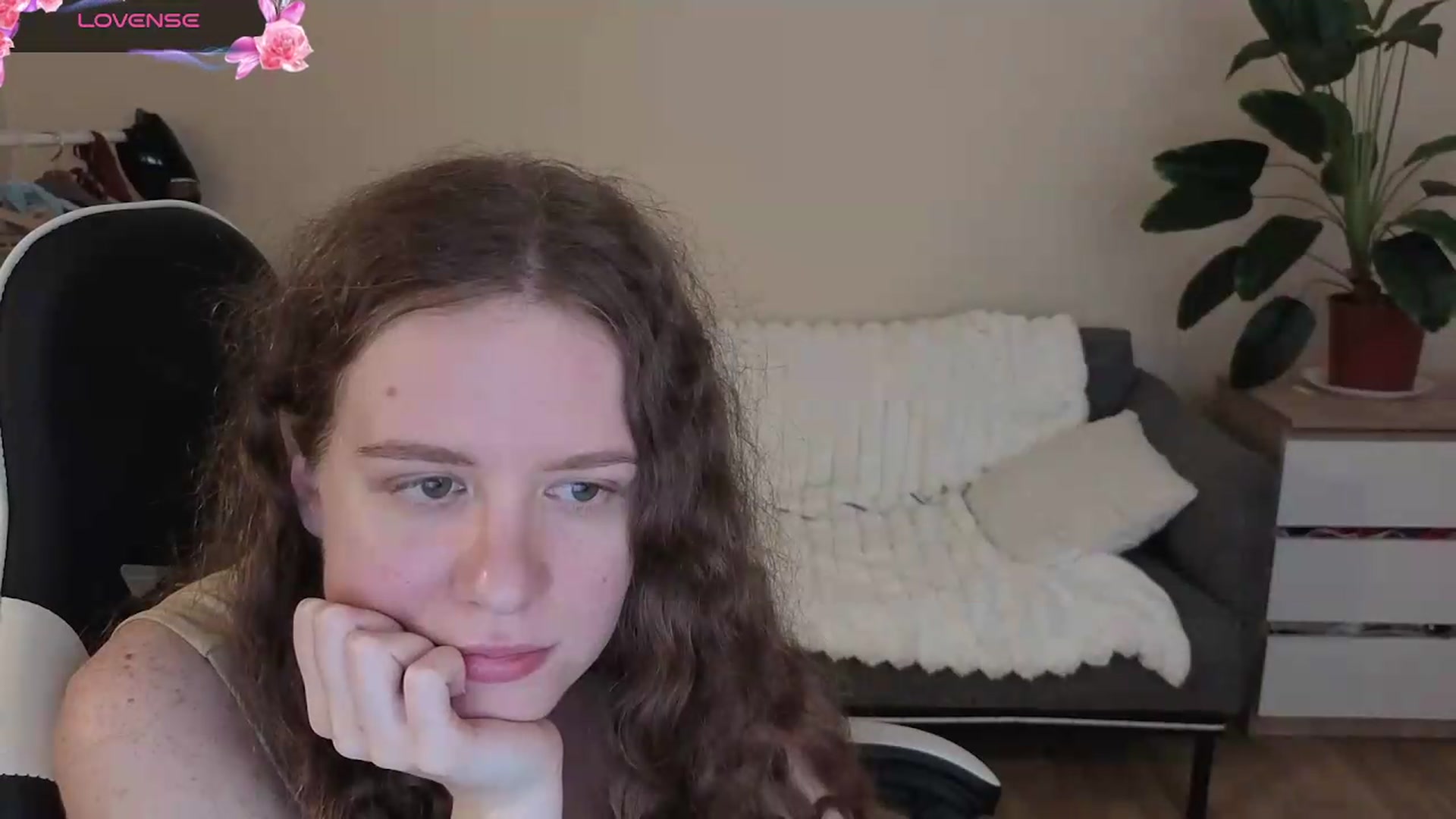 Gallery image thumbnail from BlueFlowerr's myfreecams stream on, 08/29/2026, 18:26 image 12 of 20